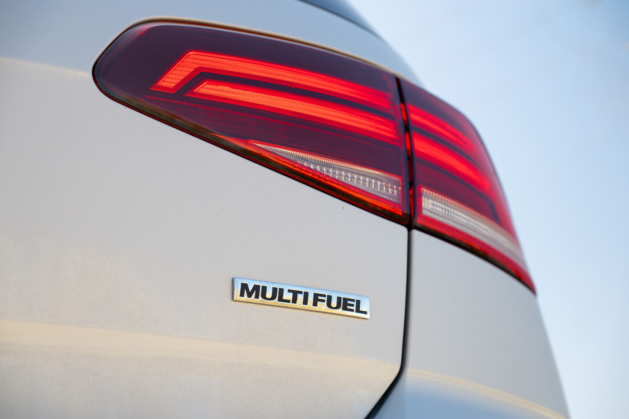 VOLKSWAGEN GOLF 1.4 TSi MULTIFUEL