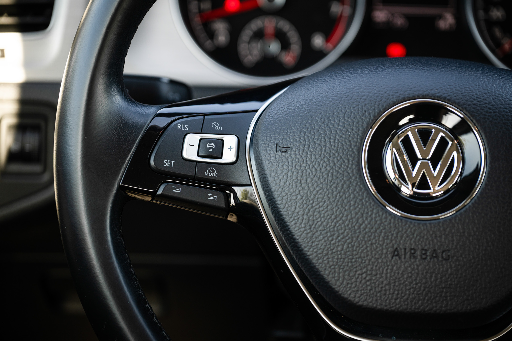 VOLKSWAGEN GOLF 1.4 TSi MULTIFUEL