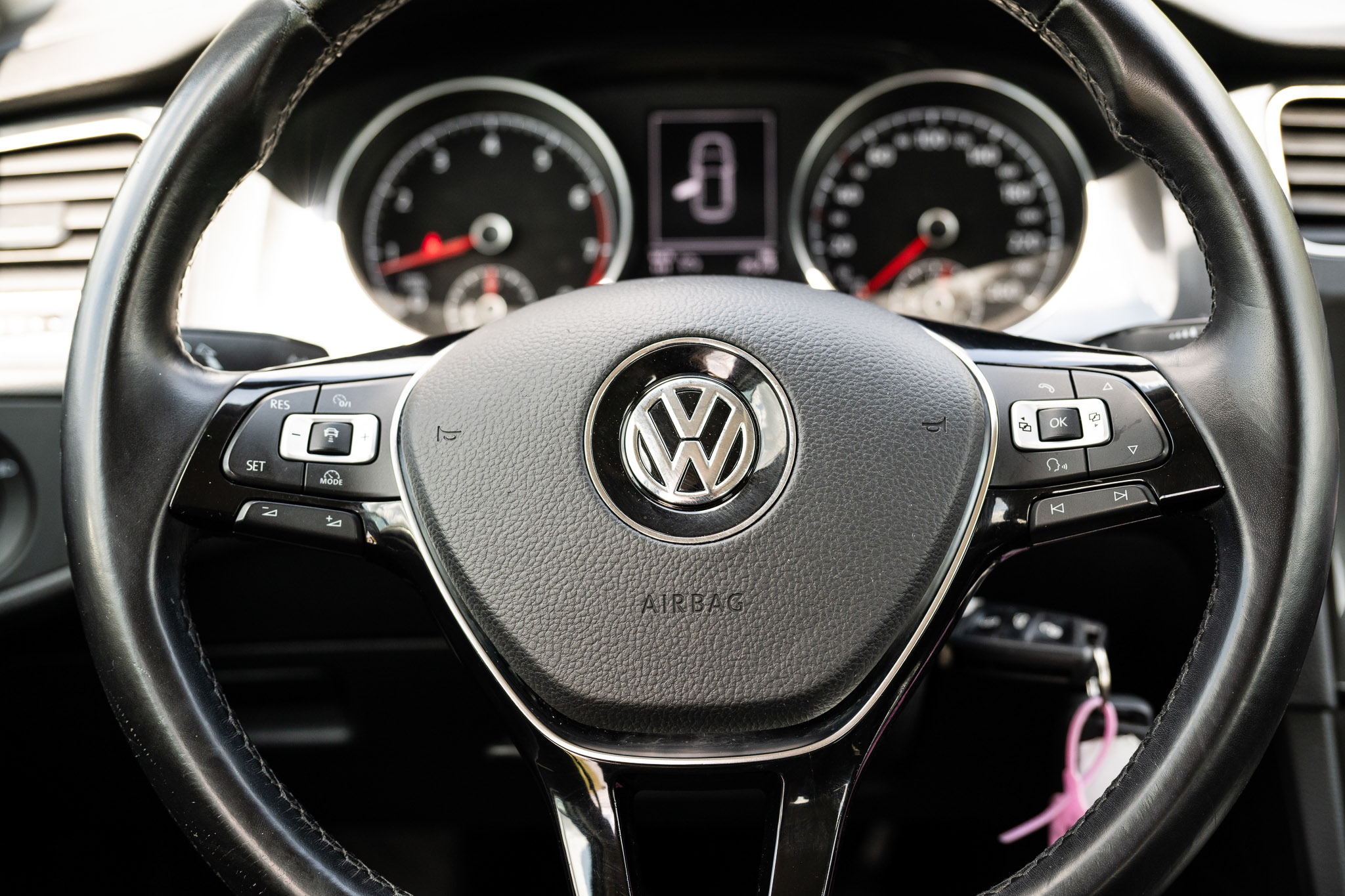 VOLKSWAGEN GOLF 1.4 TSi MULTIFUEL