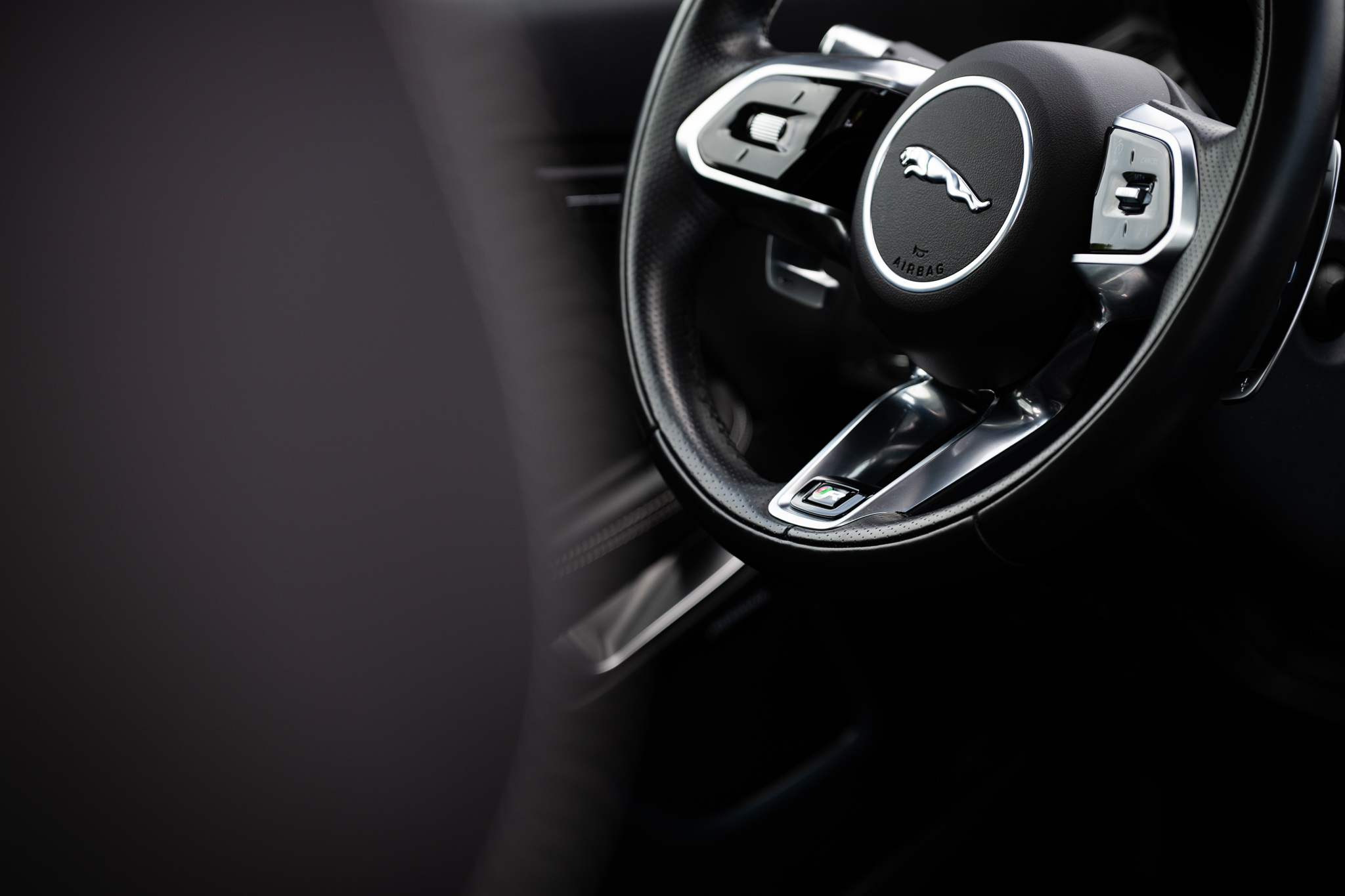 Jaguar E-Pace P200 Flexfuel R-Dynamic SE 4×4