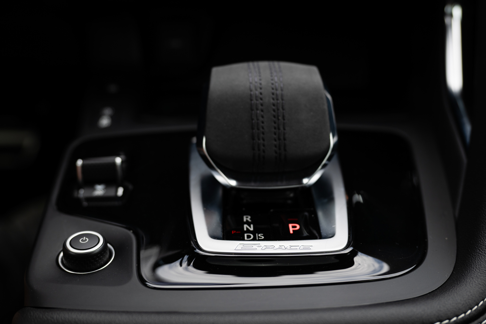 Jaguar E-Pace P200 Flexfuel R-Dynamic SE 4×4