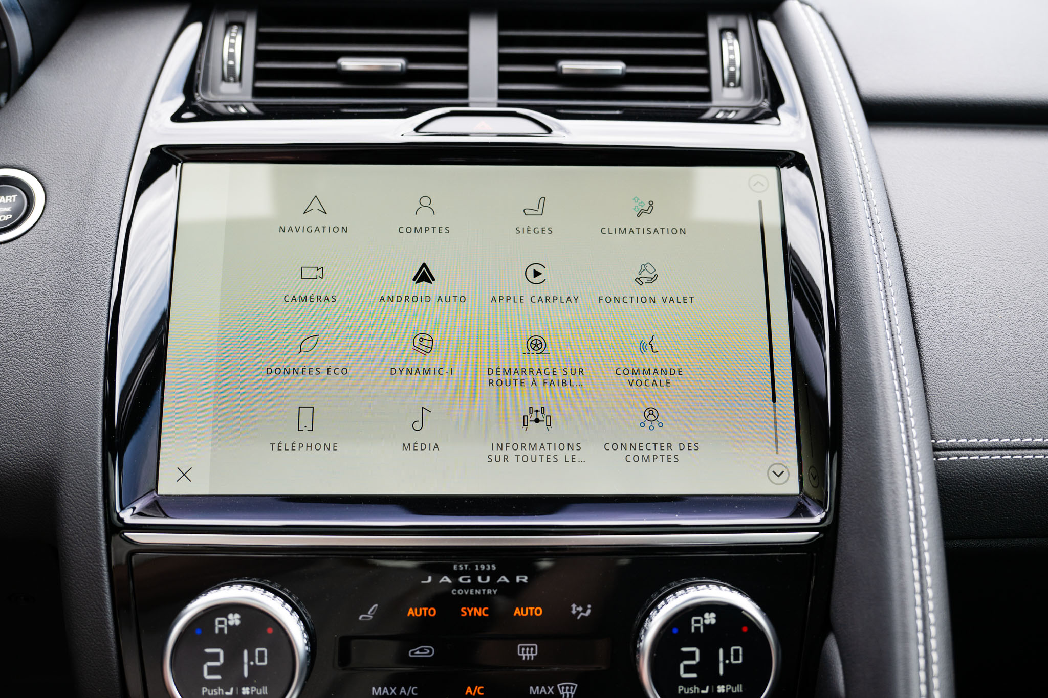 Jaguar E-Pace P200 Flexfuel R-Dynamic SE 4×4