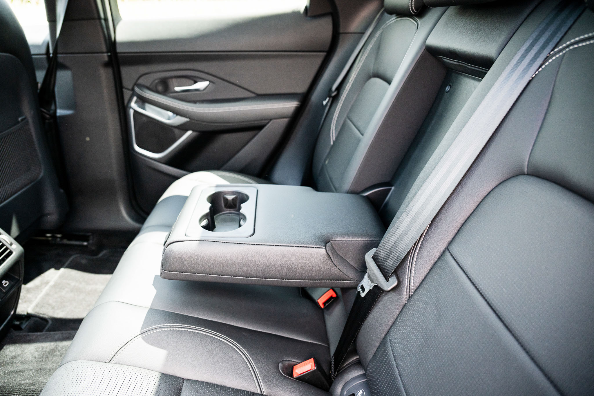 Jaguar E-Pace P200 Flexfuel R-Dynamic SE 4×4