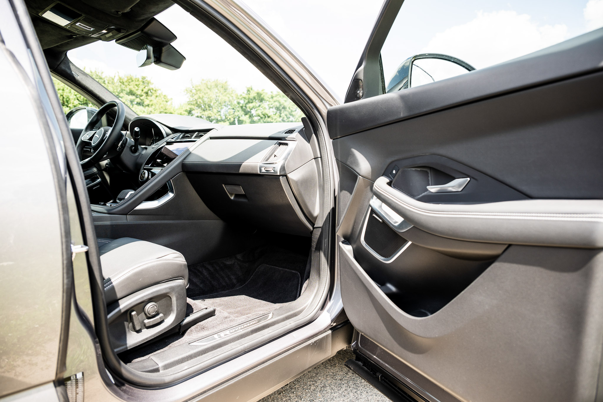 Jaguar E-Pace P200 Flexfuel R-Dynamic SE 4×4