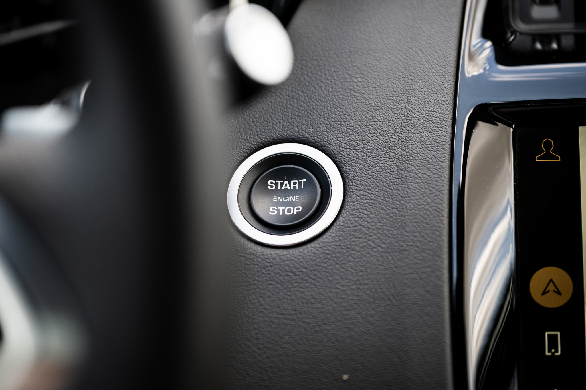 Jaguar E-Pace P200 Flexfuel R-Dynamic SE 4×4