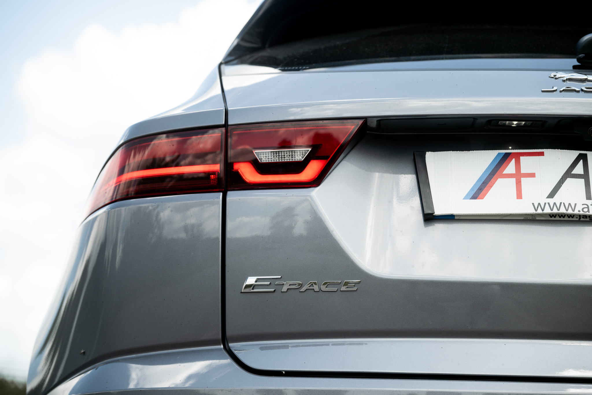 Jaguar E-Pace P200 Flexfuel R-Dynamic SE 4×4