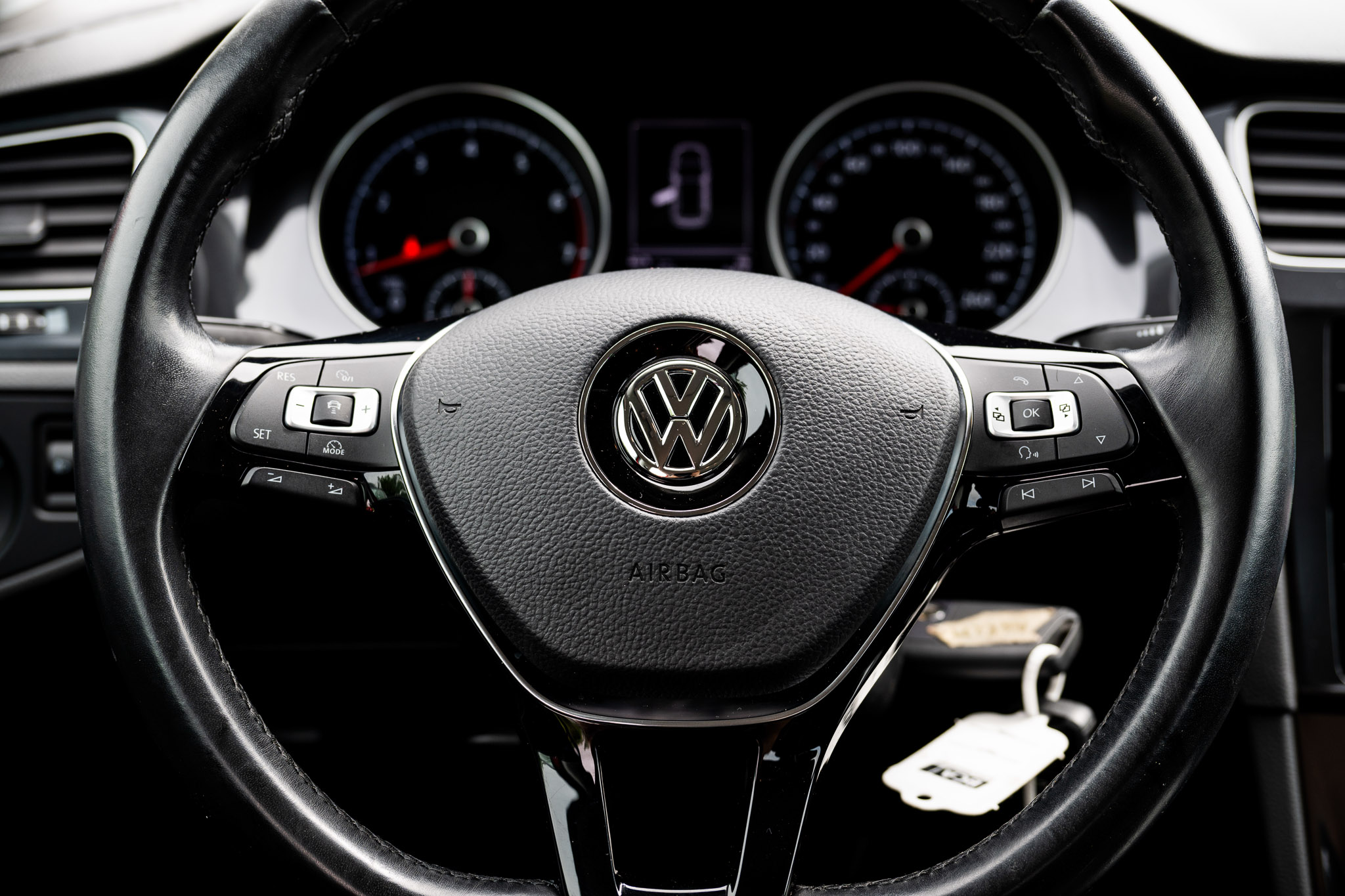 VOLKSWAGEN GOLF 1.4 TSi MULTIFUEL
