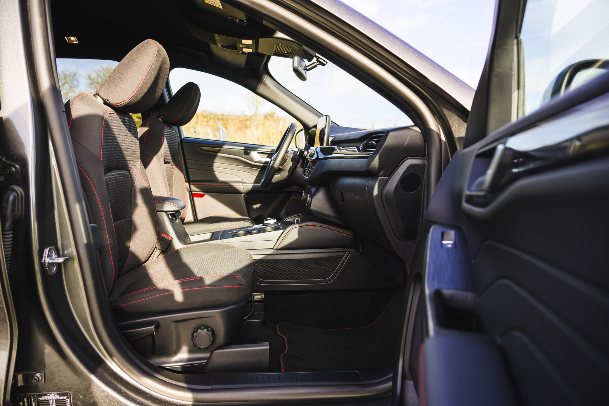 FORD KUGA 2.5 HYBRID FLEXIFUEL ST-Line