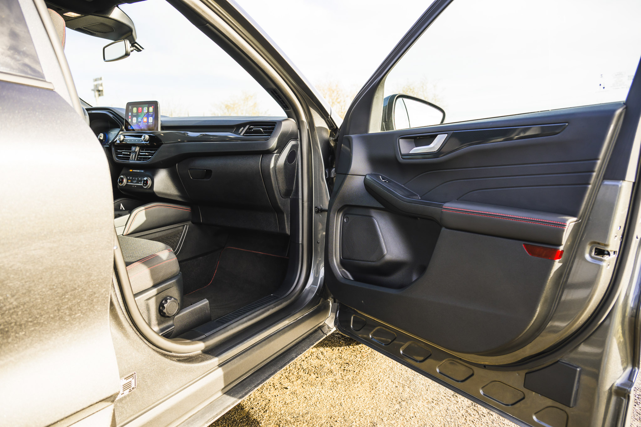 FORD KUGA 2.5 HYBRID FLEXIFUEL ST-Line