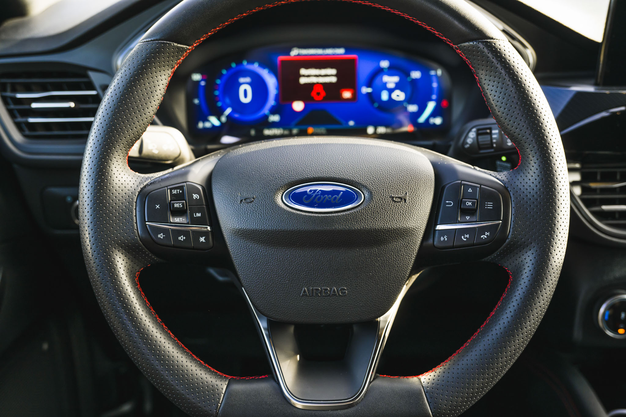 FORD KUGA 2.5 HYBRID FLEXIFUEL ST-Line