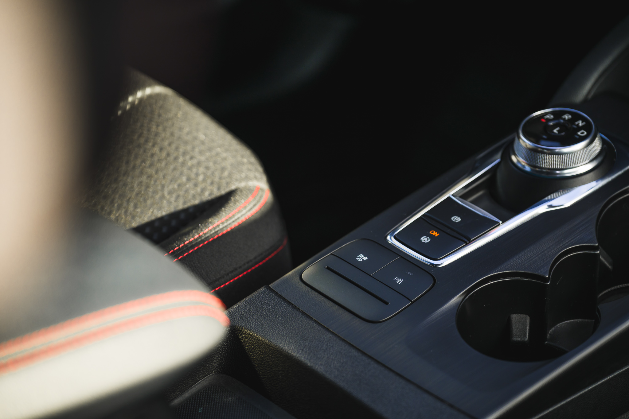 FORD KUGA 2.5 HYBRID FLEXIFUEL ST-Line