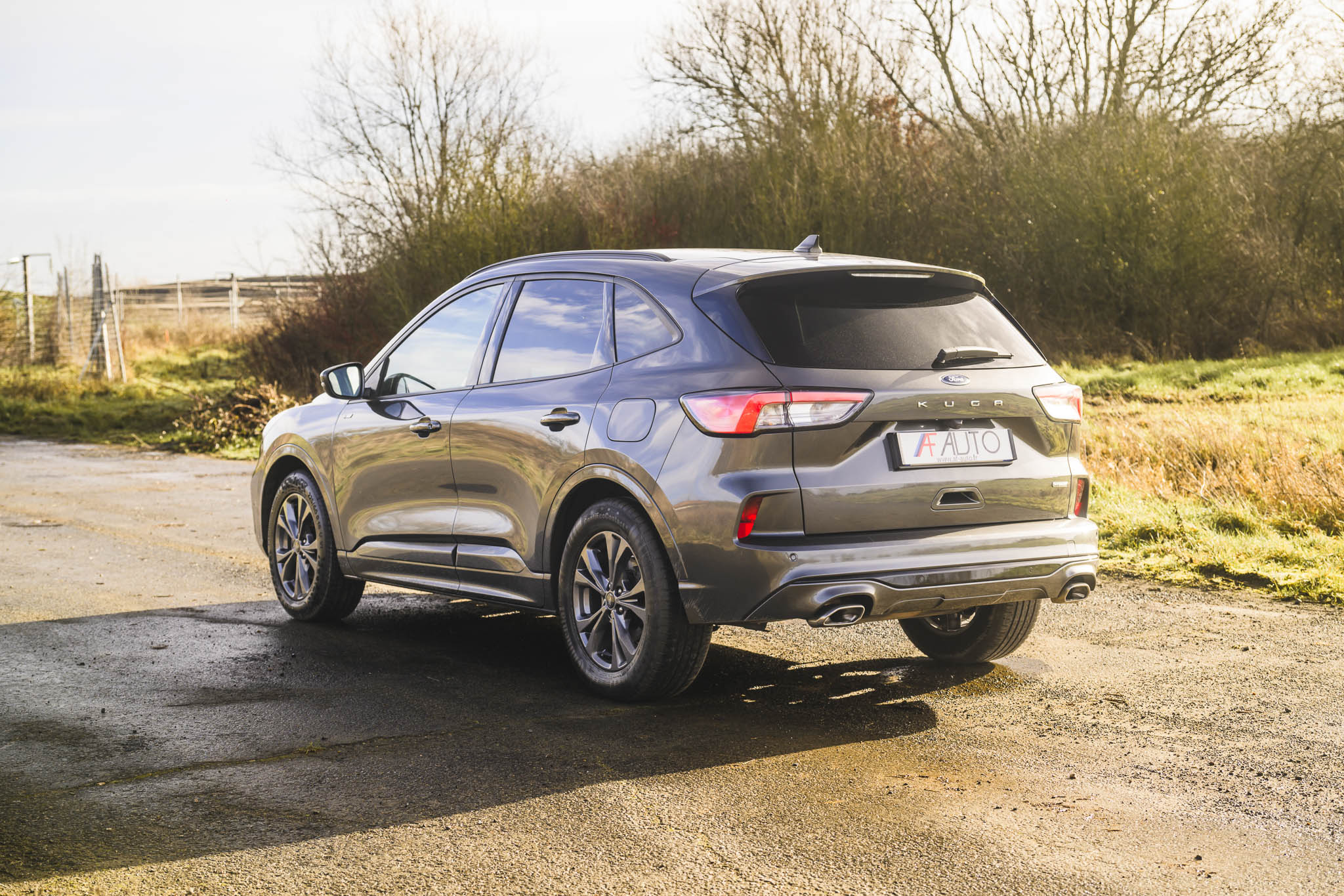 FORD KUGA 2.5 HYBRID FLEXIFUEL ST-Line