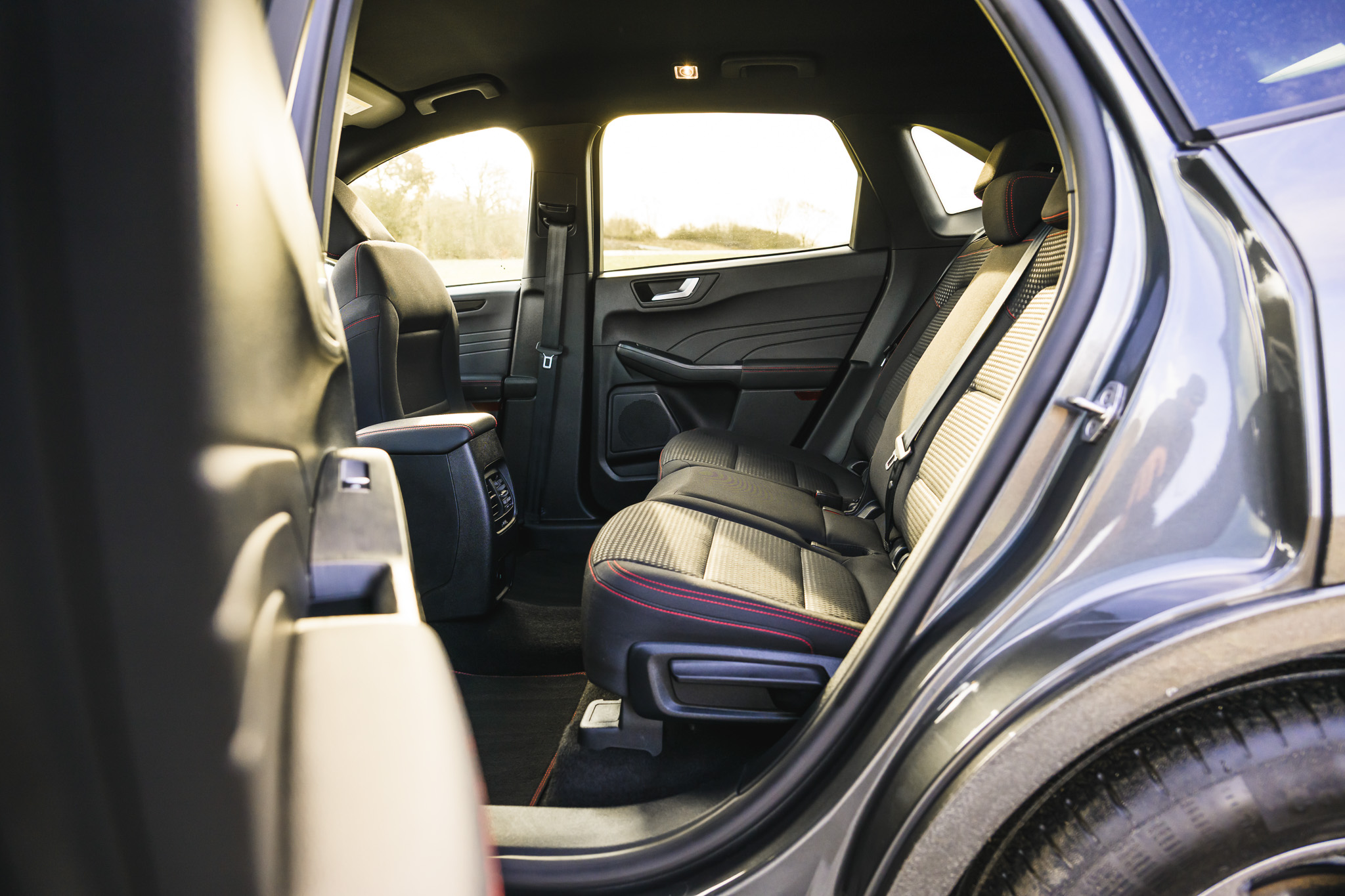 FORD KUGA 2.5 HYBRID FLEXIFUEL ST-Line