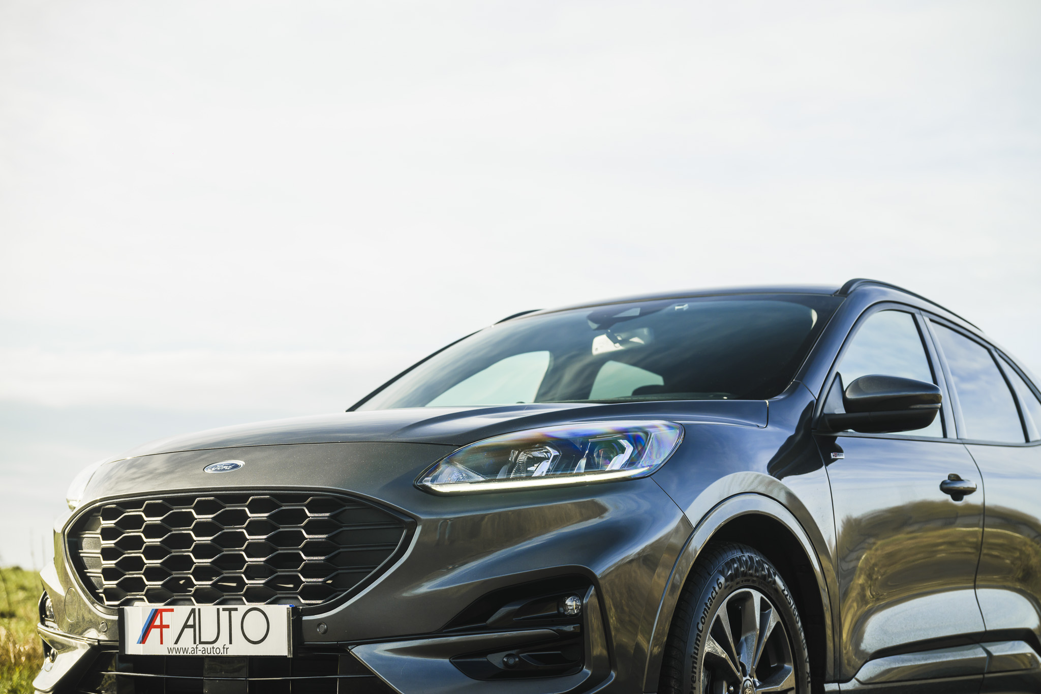 FORD KUGA 2.5 HYBRID FLEXIFUEL ST-Line