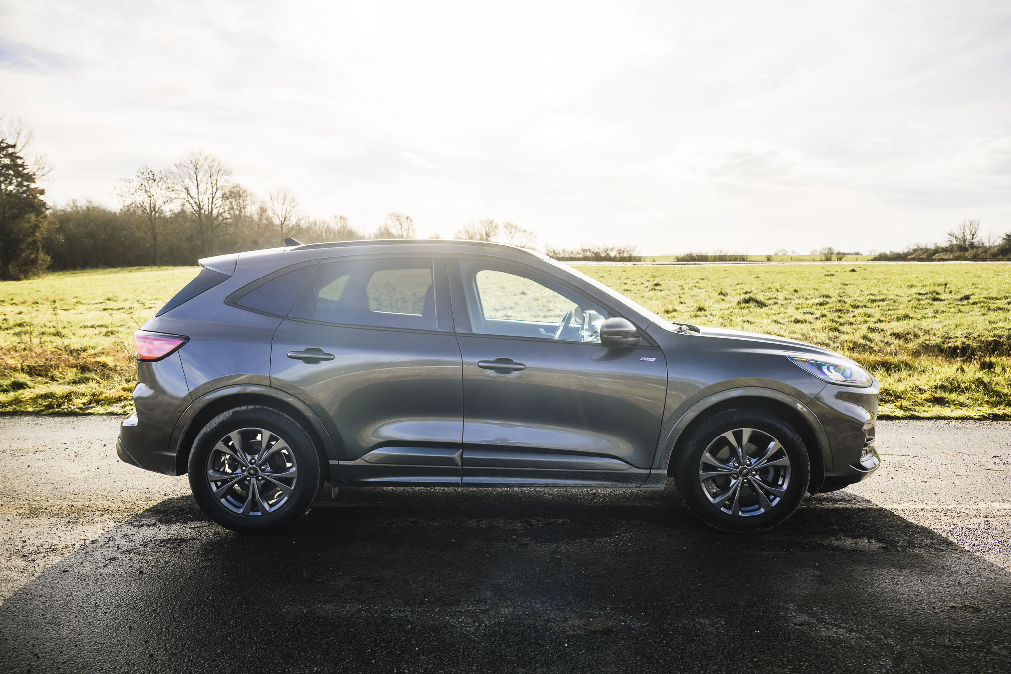 FORD KUGA 2.5 HYBRID FLEXIFUEL ST-Line
