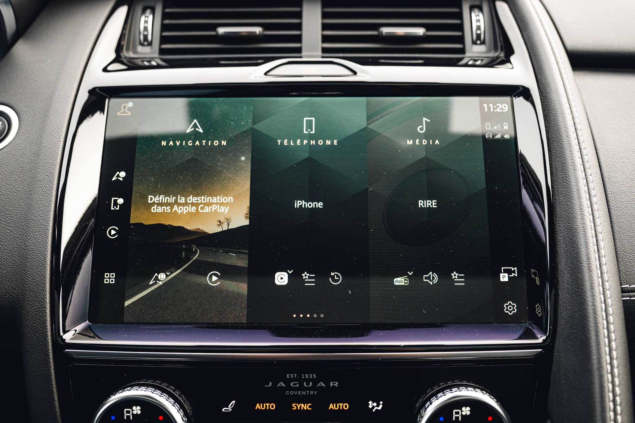 Jaguar E-Pace P200 Flexfuel R-Dynamic SE 4×4