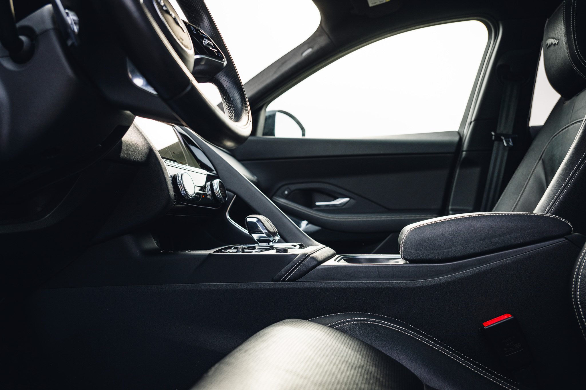 Jaguar E-Pace P200 Flexfuel R-Dynamic SE 4×4