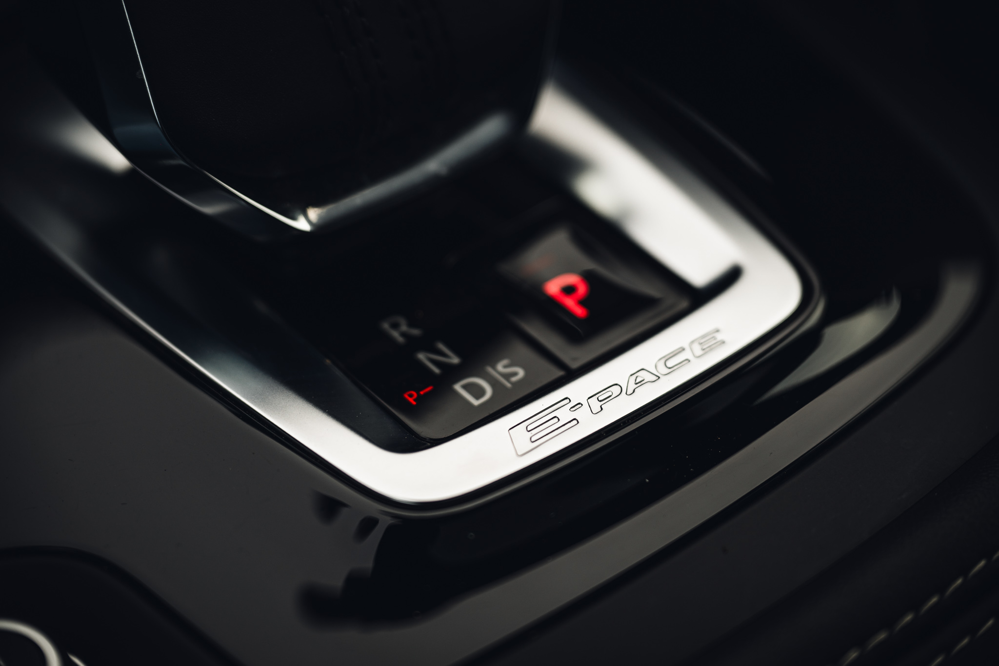 Jaguar E-Pace P200 Flexfuel R-Dynamic SE 4×4