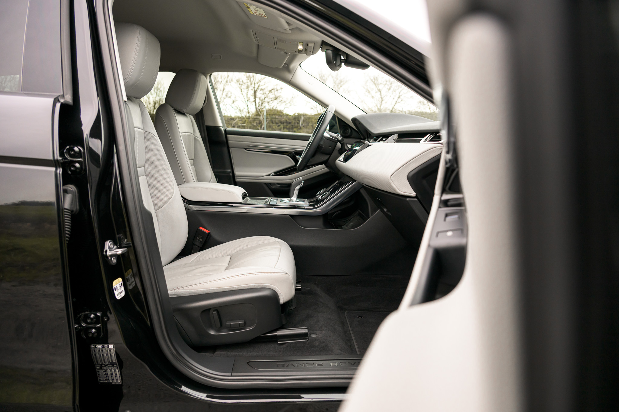 Range Rover Evoque P200 AWD S Black Edition