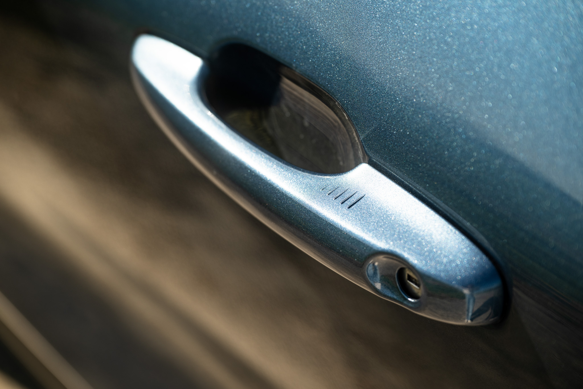 FORD KUGA 2.5 HYBRID FLEXIFUEL Titanium