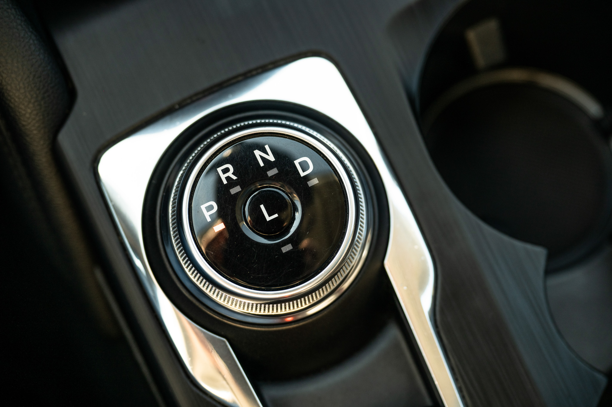 FORD KUGA 2.5 HYBRID FLEXIFUEL Titanium