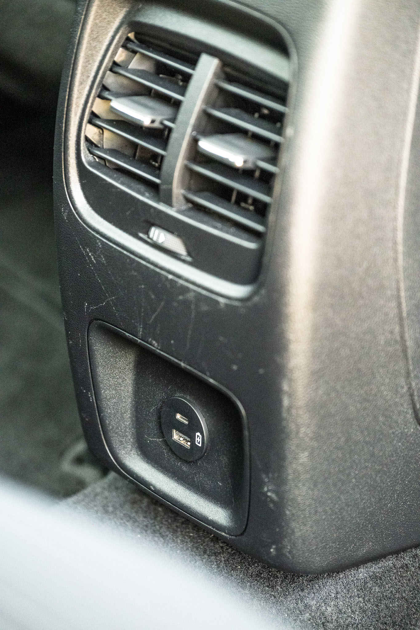 FORD KUGA 2.5 HYBRID FLEXIFUEL Titanium