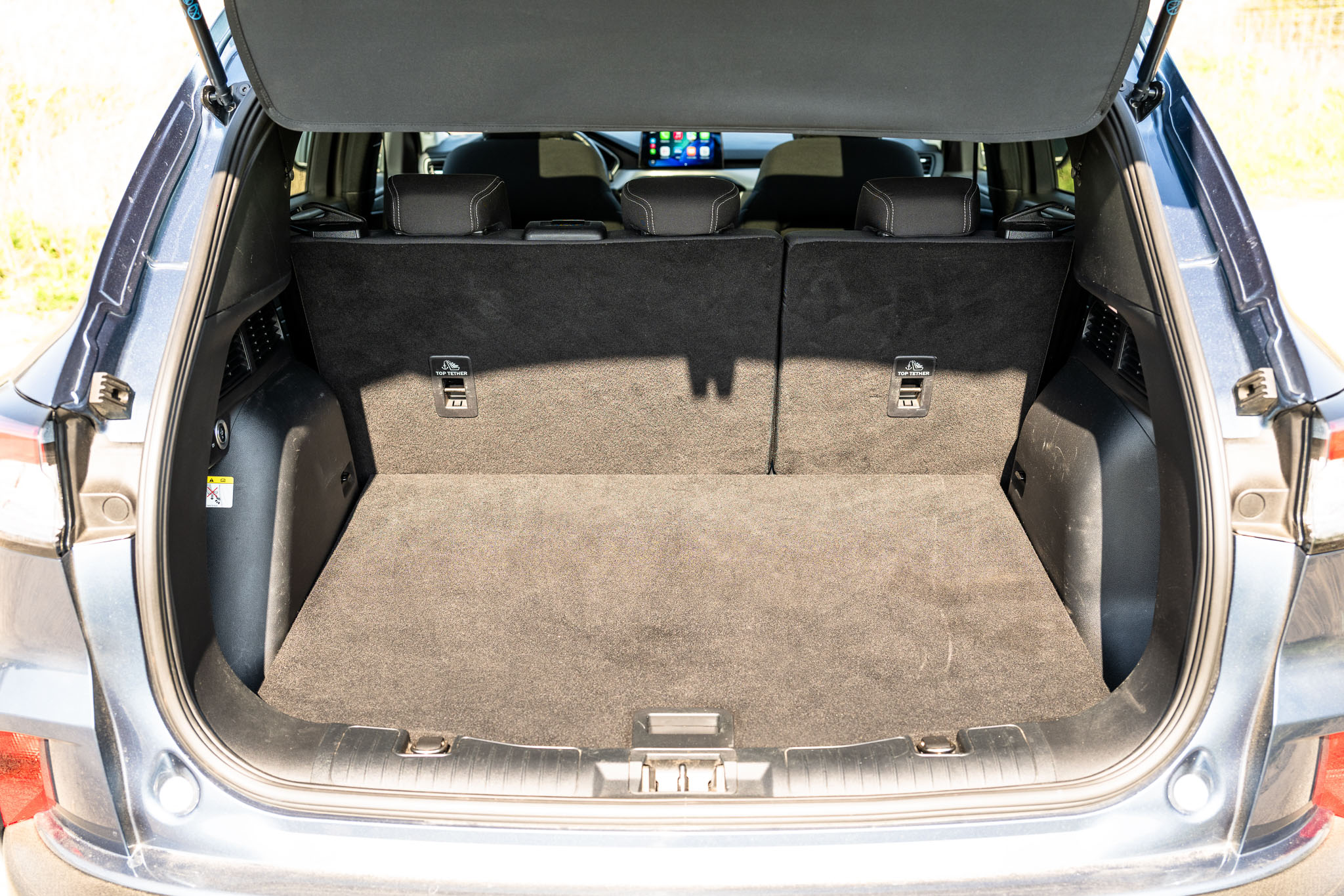 FORD KUGA 2.5 HYBRID FLEXIFUEL Titanium