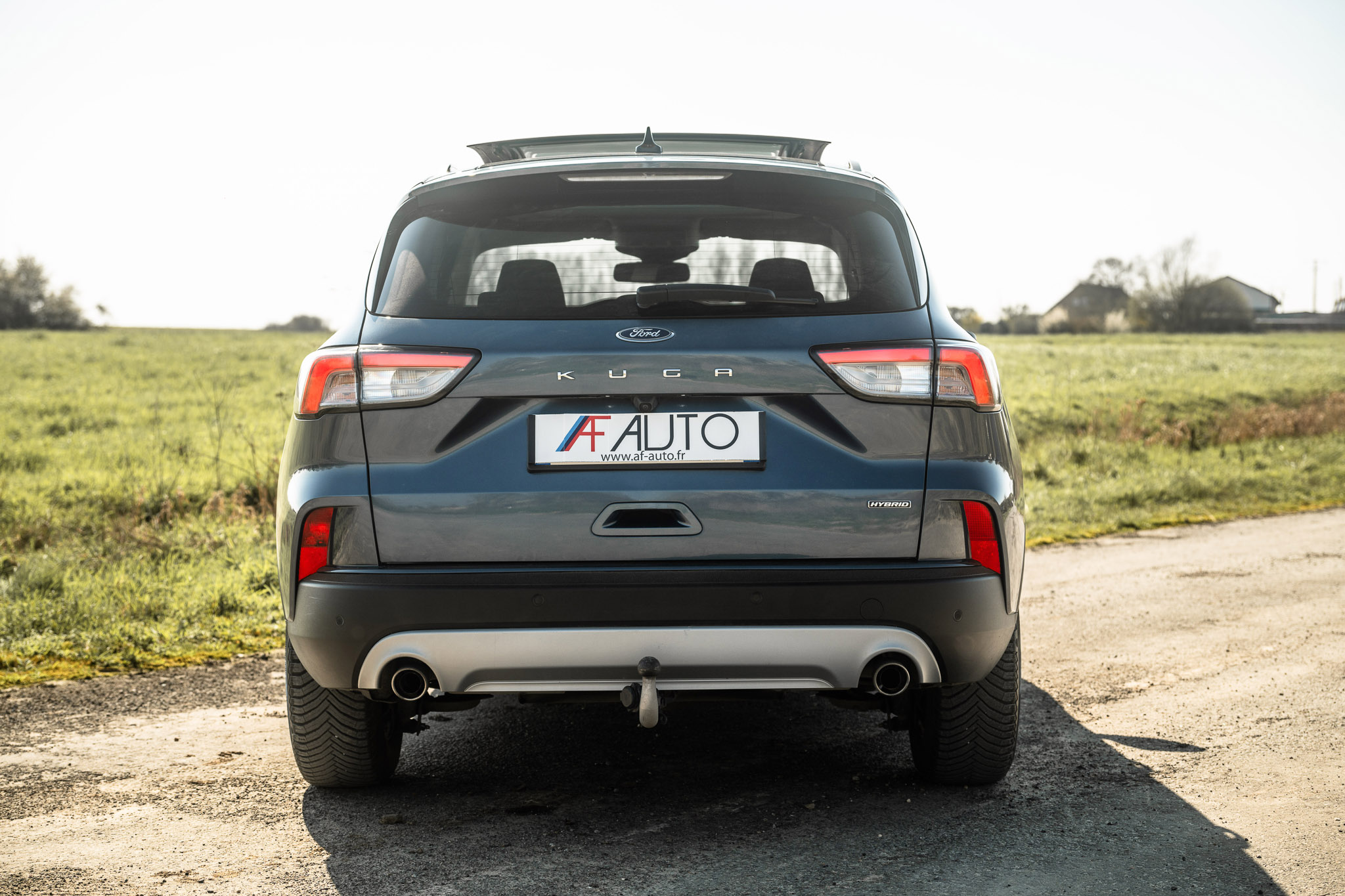 FORD KUGA 2.5 HYBRID FLEXIFUEL Titanium