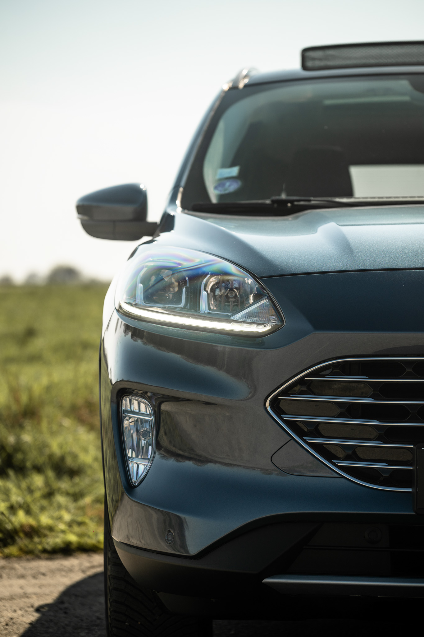 FORD KUGA 2.5 HYBRID FLEXIFUEL Titanium