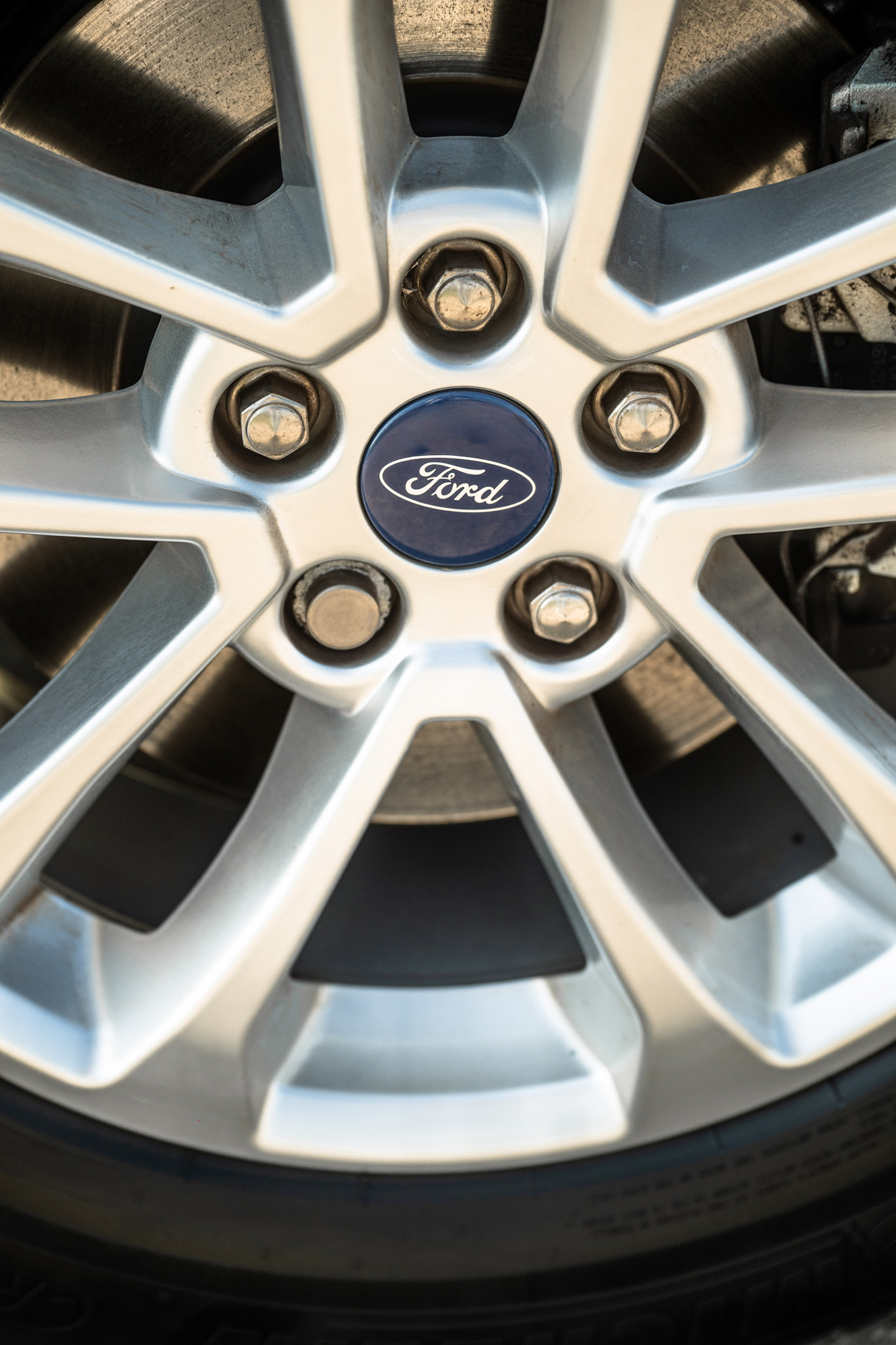 FORD KUGA 2.5 HYBRID FLEXIFUEL Titanium