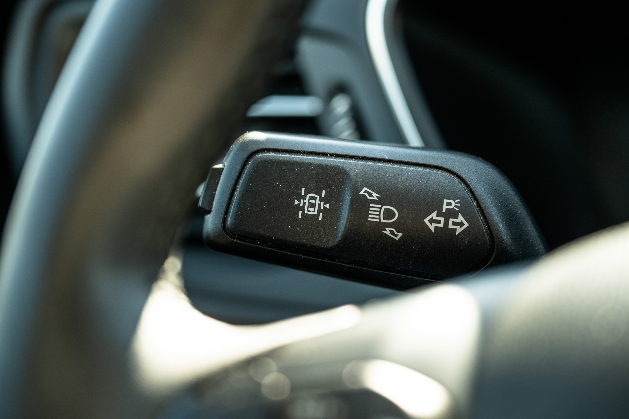 FORD KUGA 2.5 HYBRID FLEXIFUEL Titanium