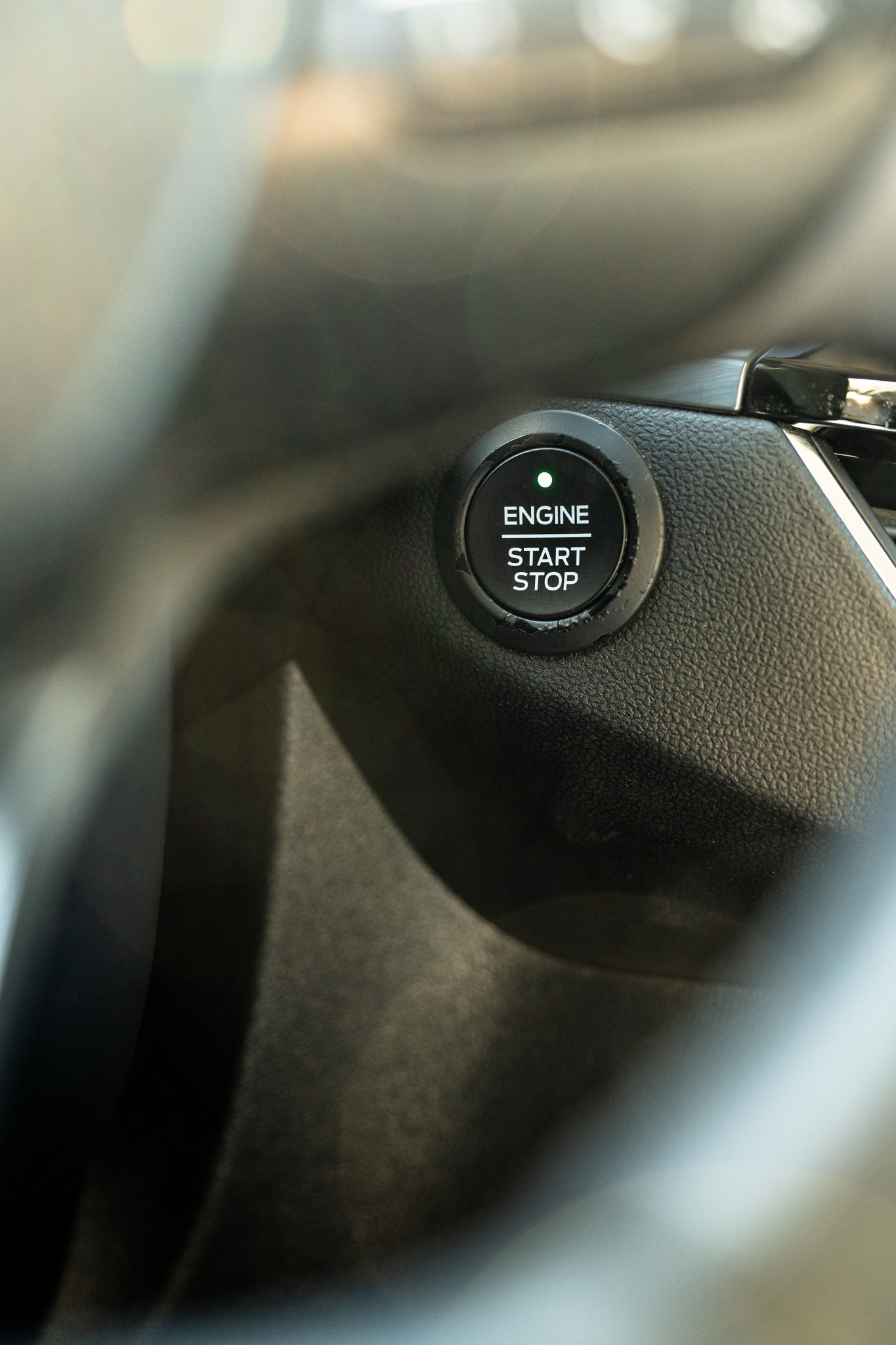 FORD KUGA 2.5 HYBRID FLEXIFUEL Titanium