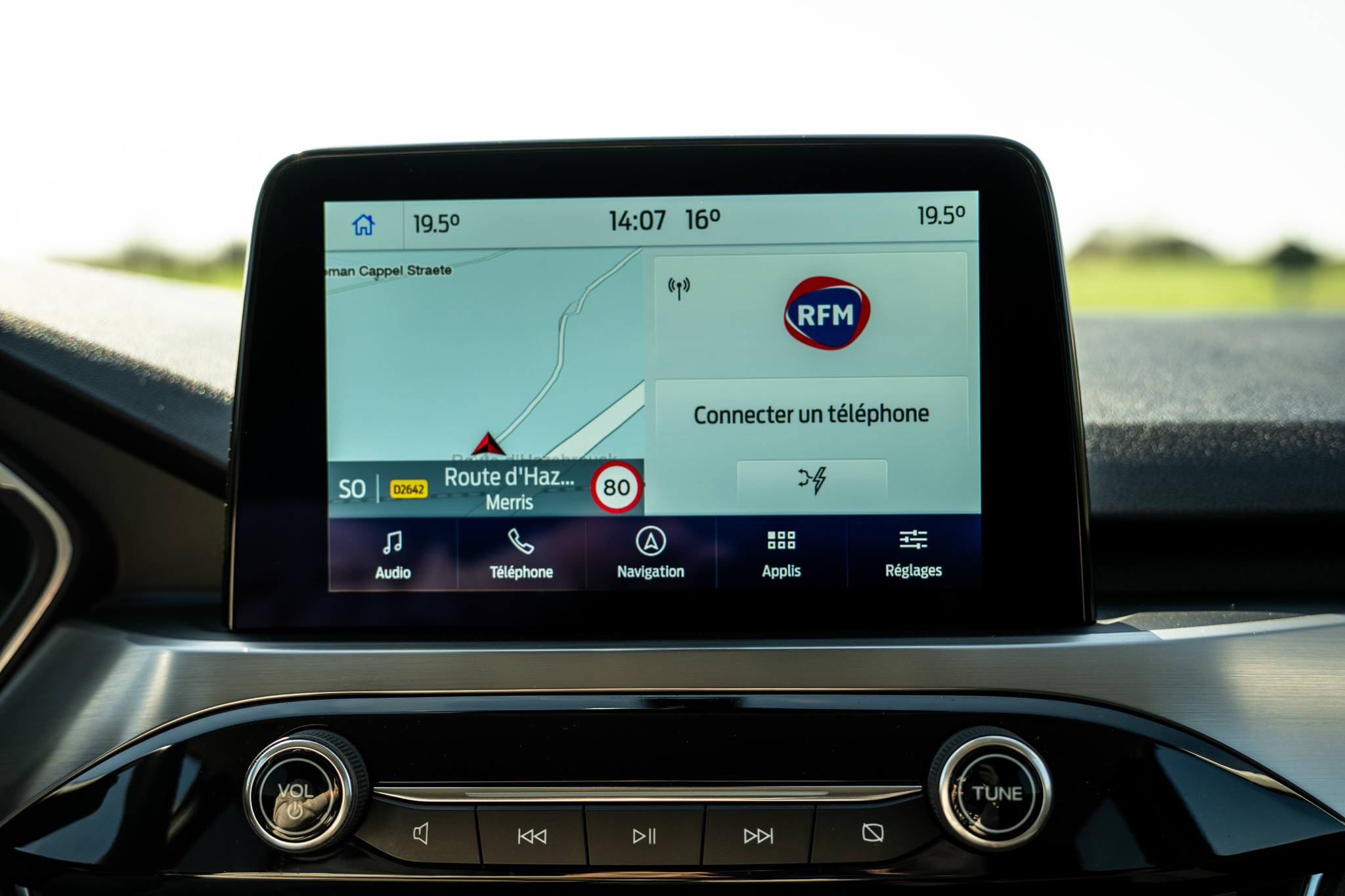 FORD KUGA 2.5 HYBRID FLEXIFUEL Titanium