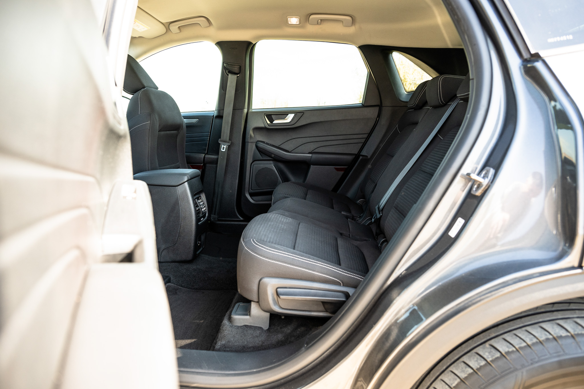 FORD KUGA 2.5 HYBRID FLEXIFUEL Titanium