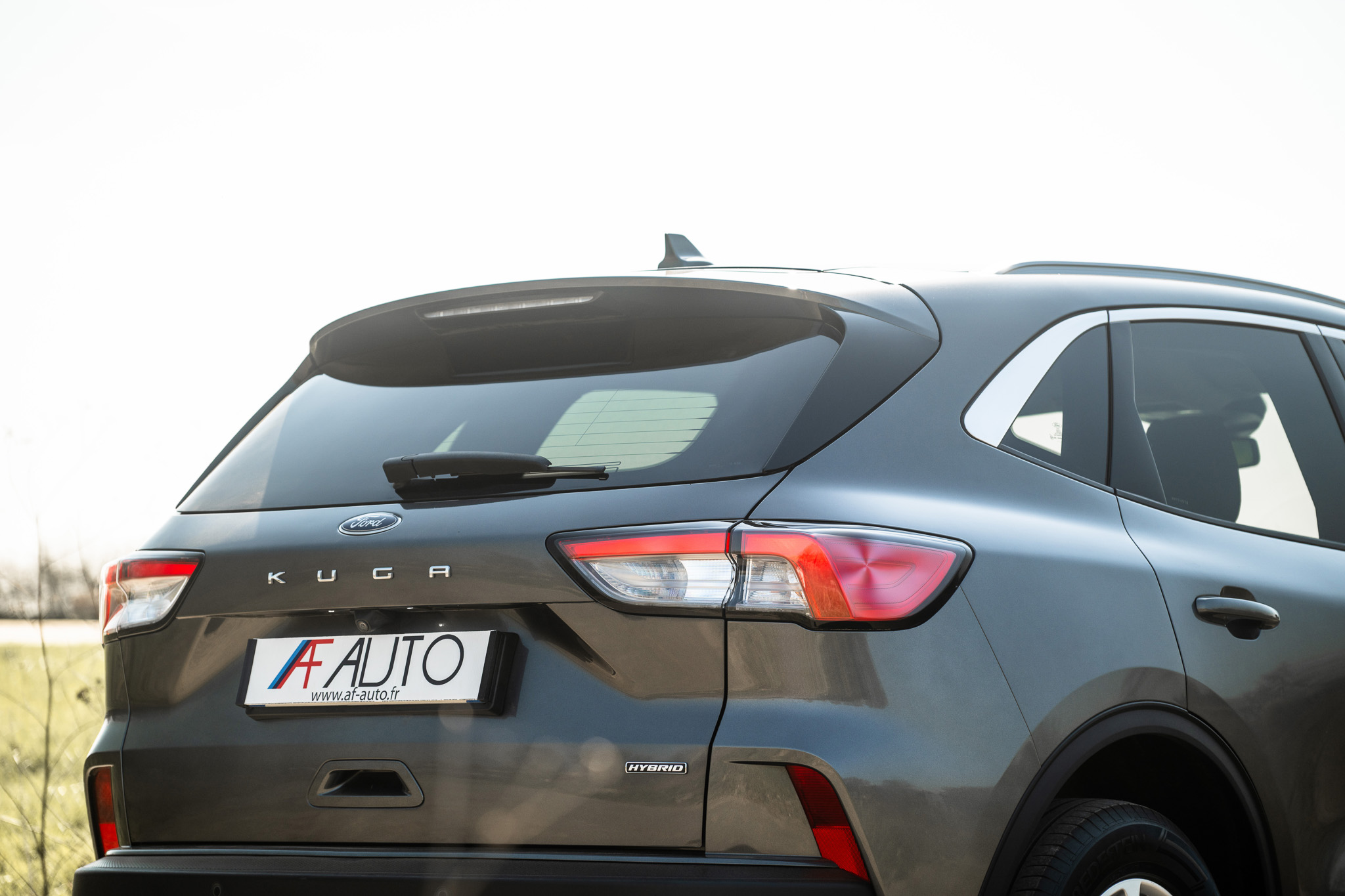 FORD KUGA 2.5 HYBRID FLEXIFUEL Titanium