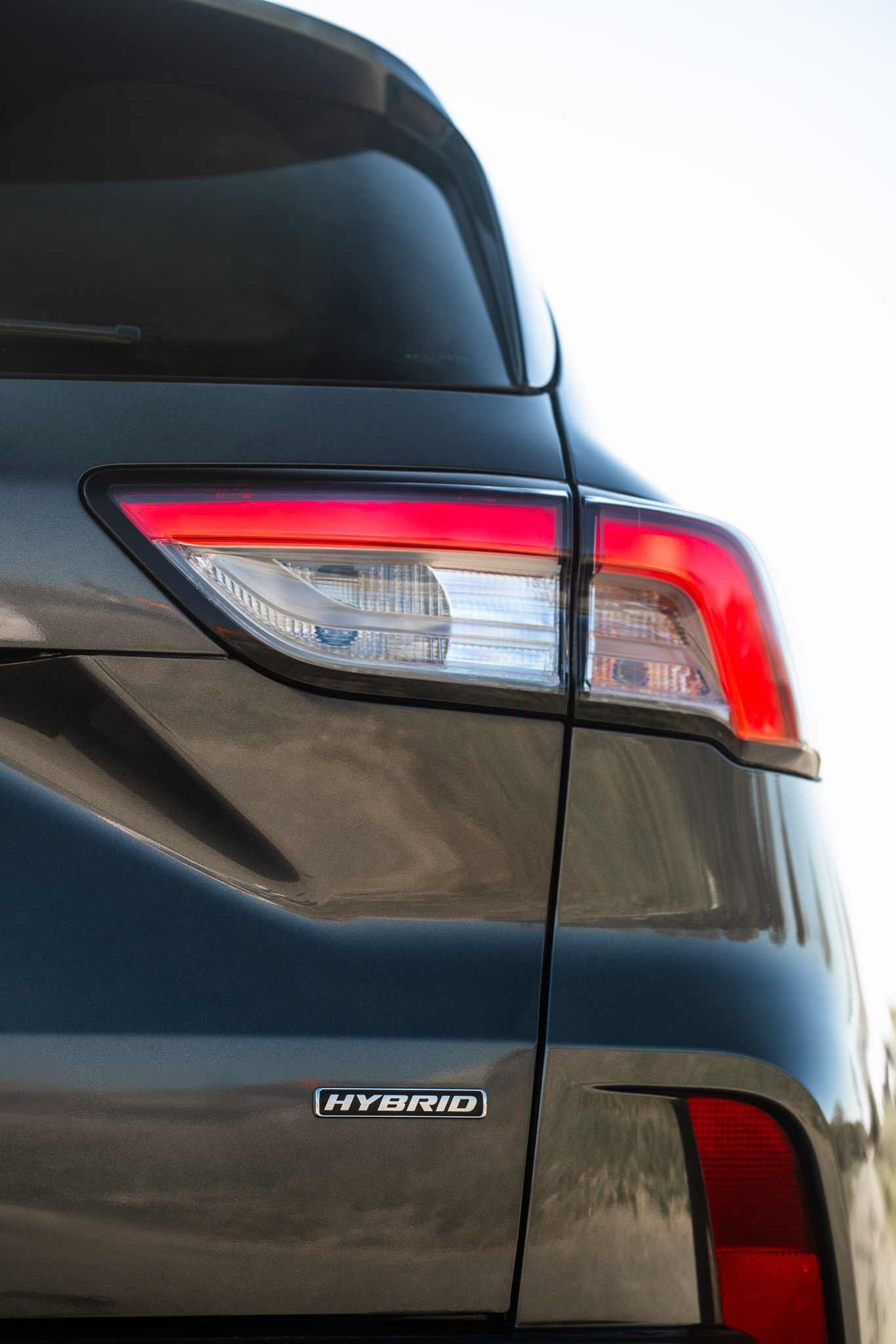 FORD KUGA 2.5 HYBRID FLEXIFUEL Titanium