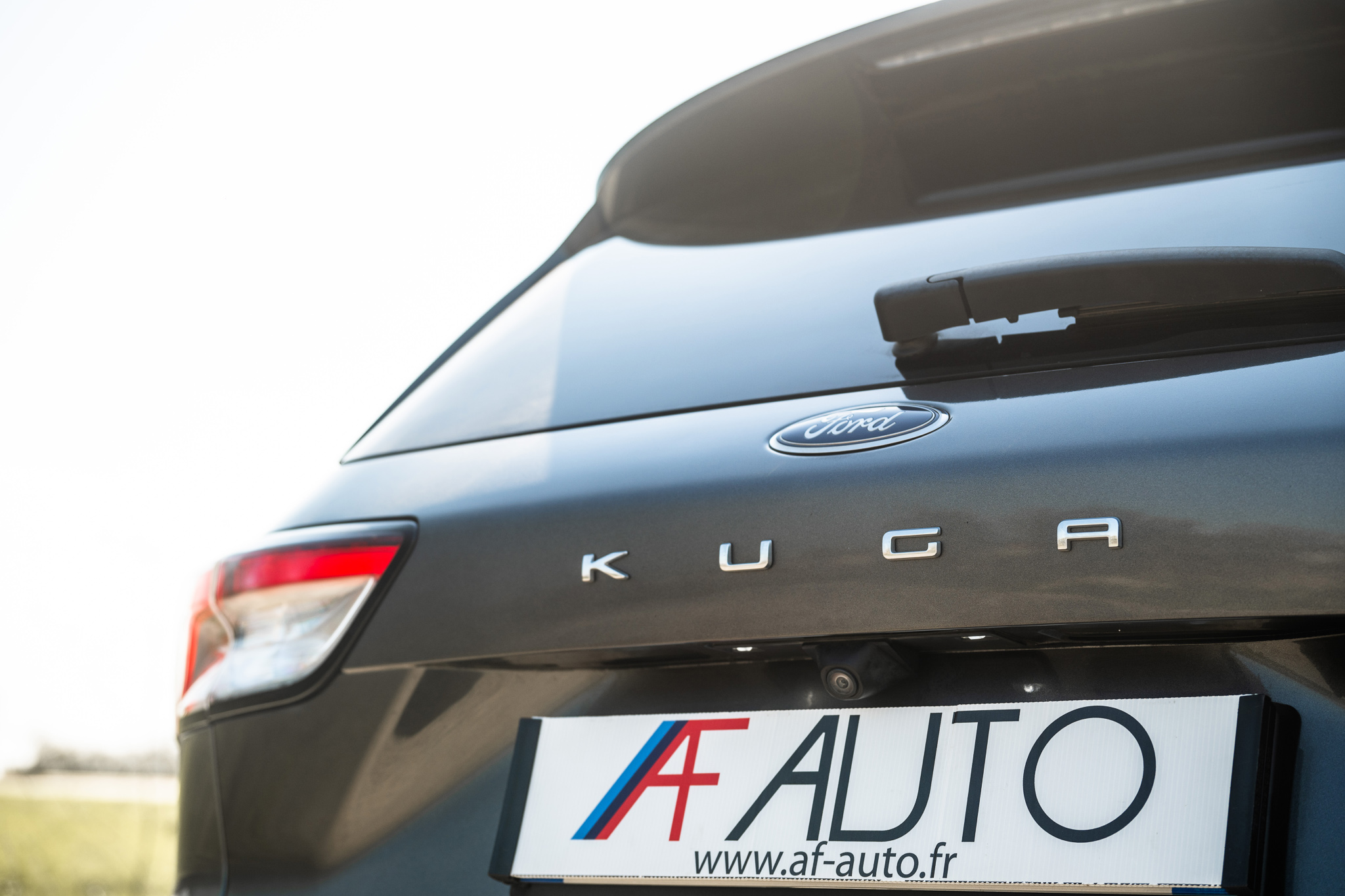 FORD KUGA 2.5 HYBRID FLEXIFUEL Titanium