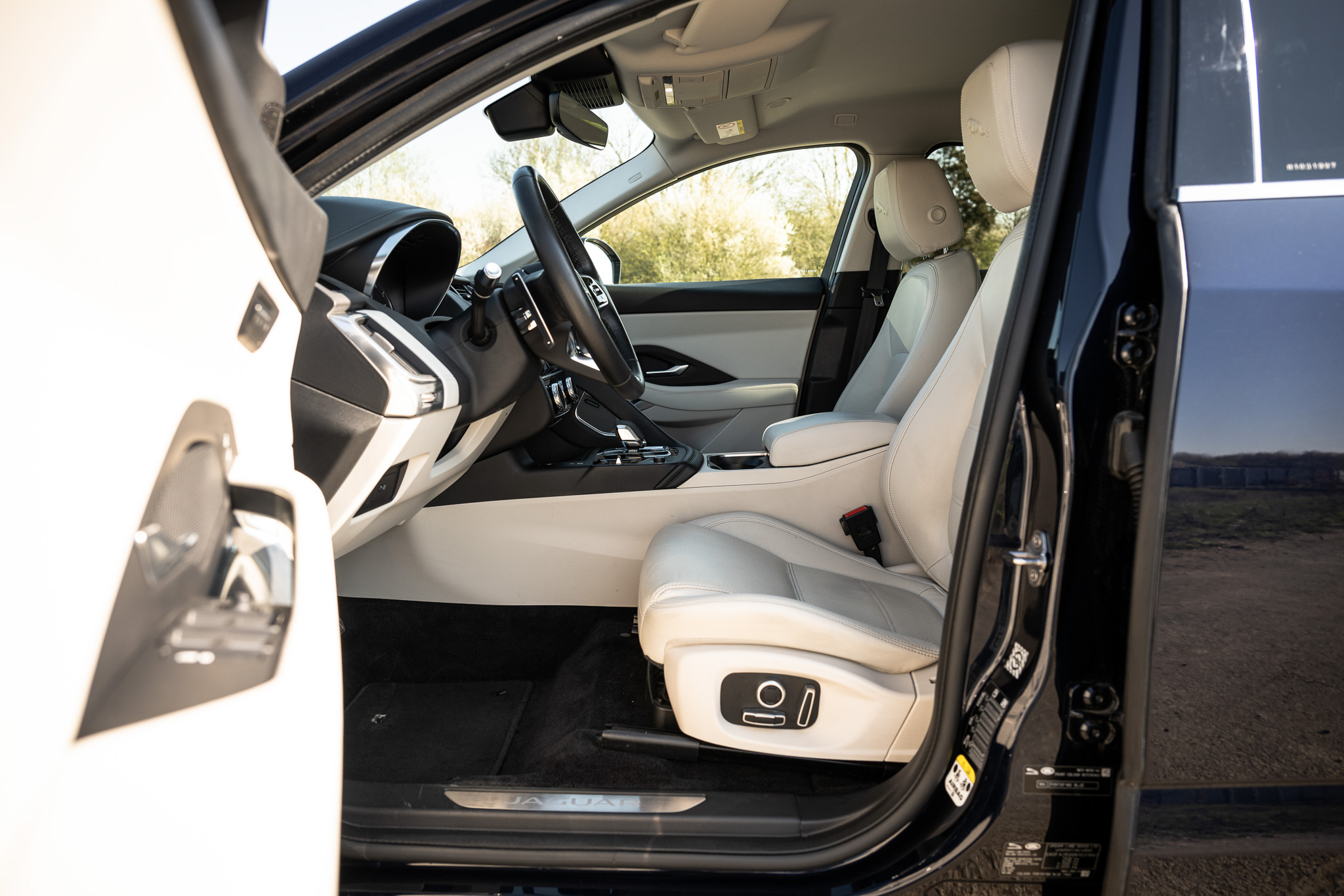 Jaguar E-Pace P200 Flexfuel SE AWD