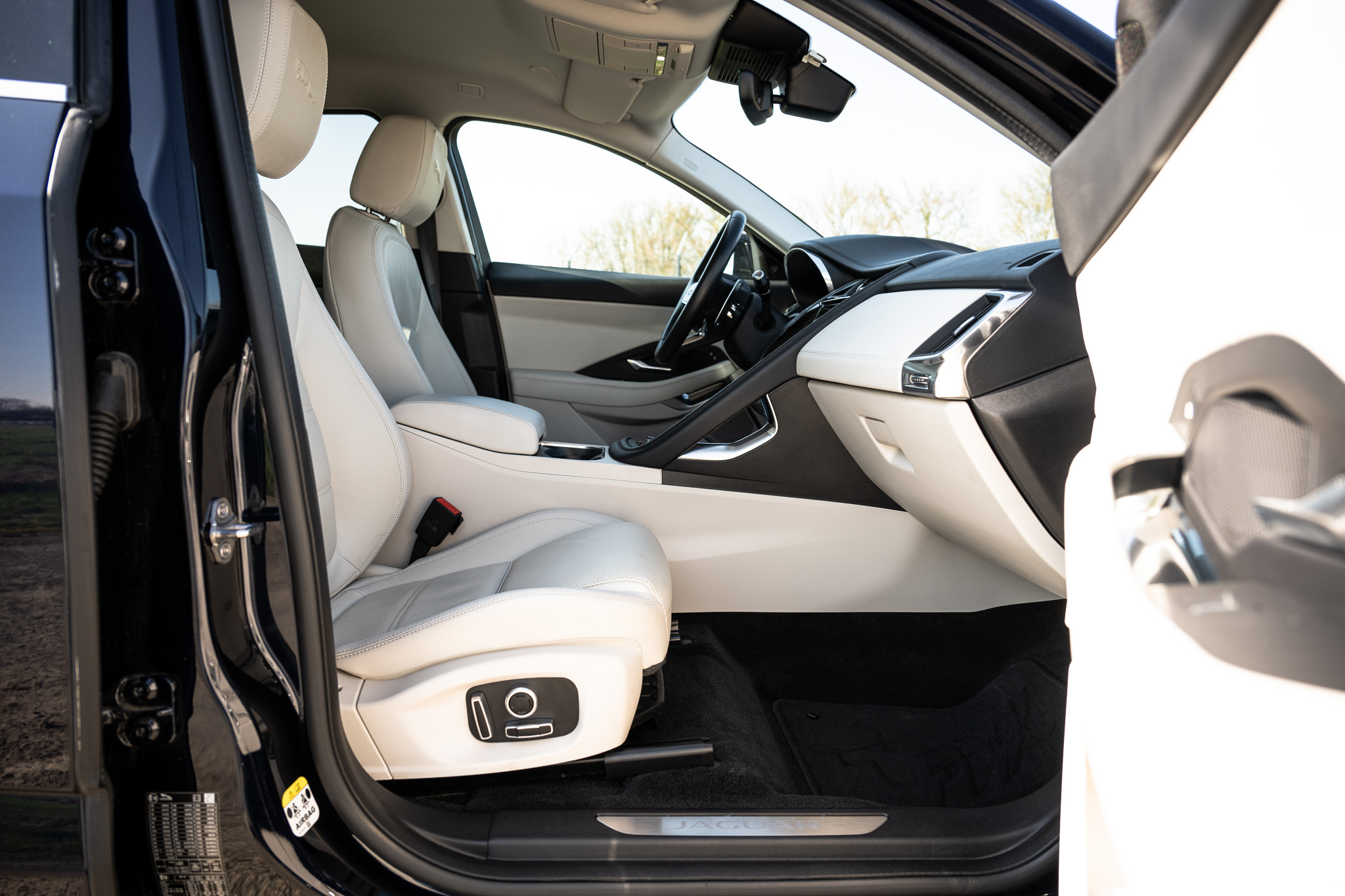 Jaguar E-Pace P200 Flexfuel SE AWD