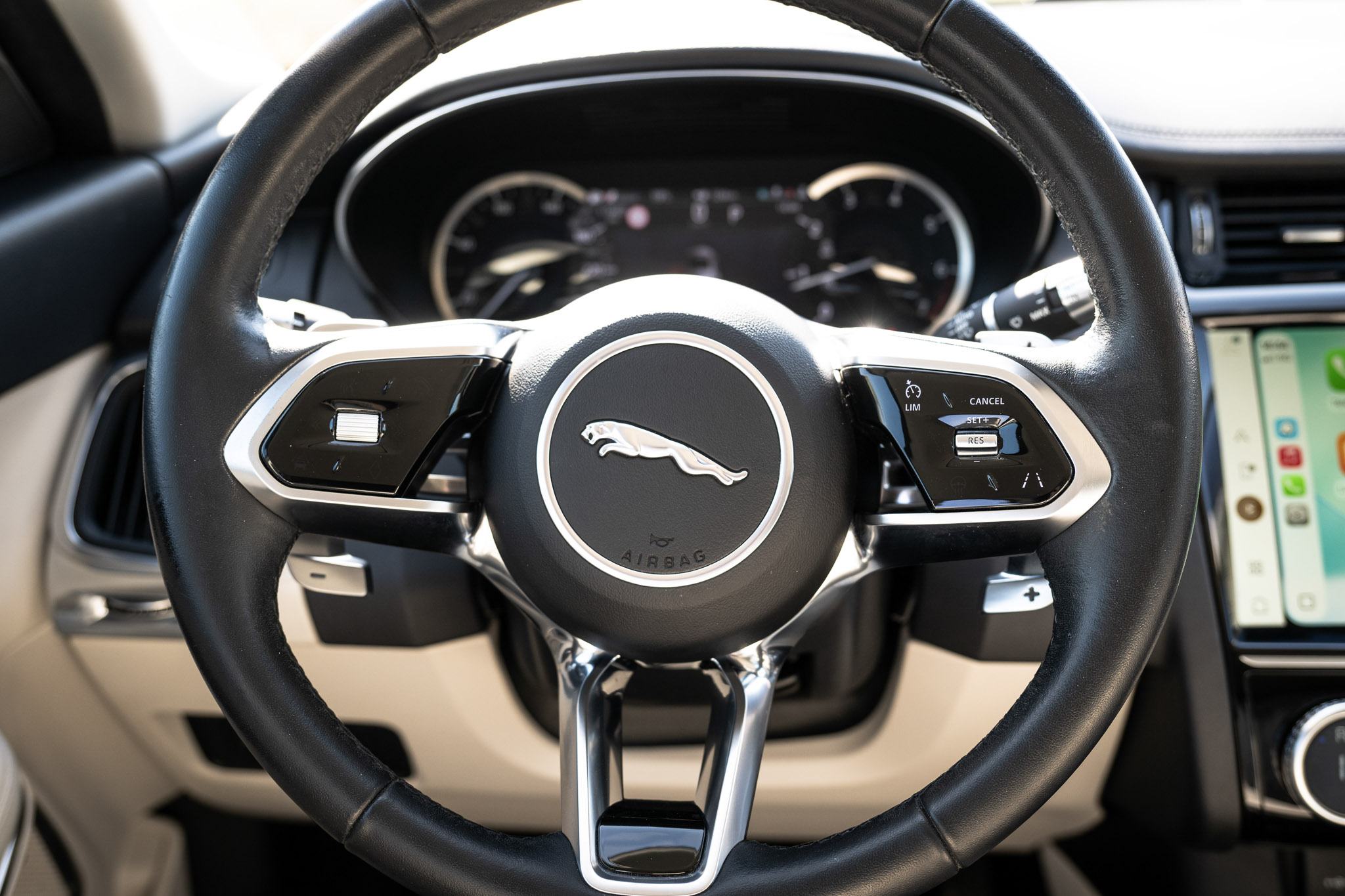 Jaguar E-Pace P200 Flexfuel SE AWD