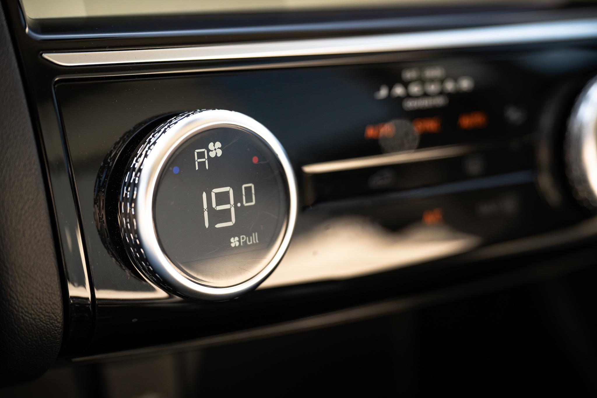 Jaguar E-Pace P200 Flexfuel SE AWD
