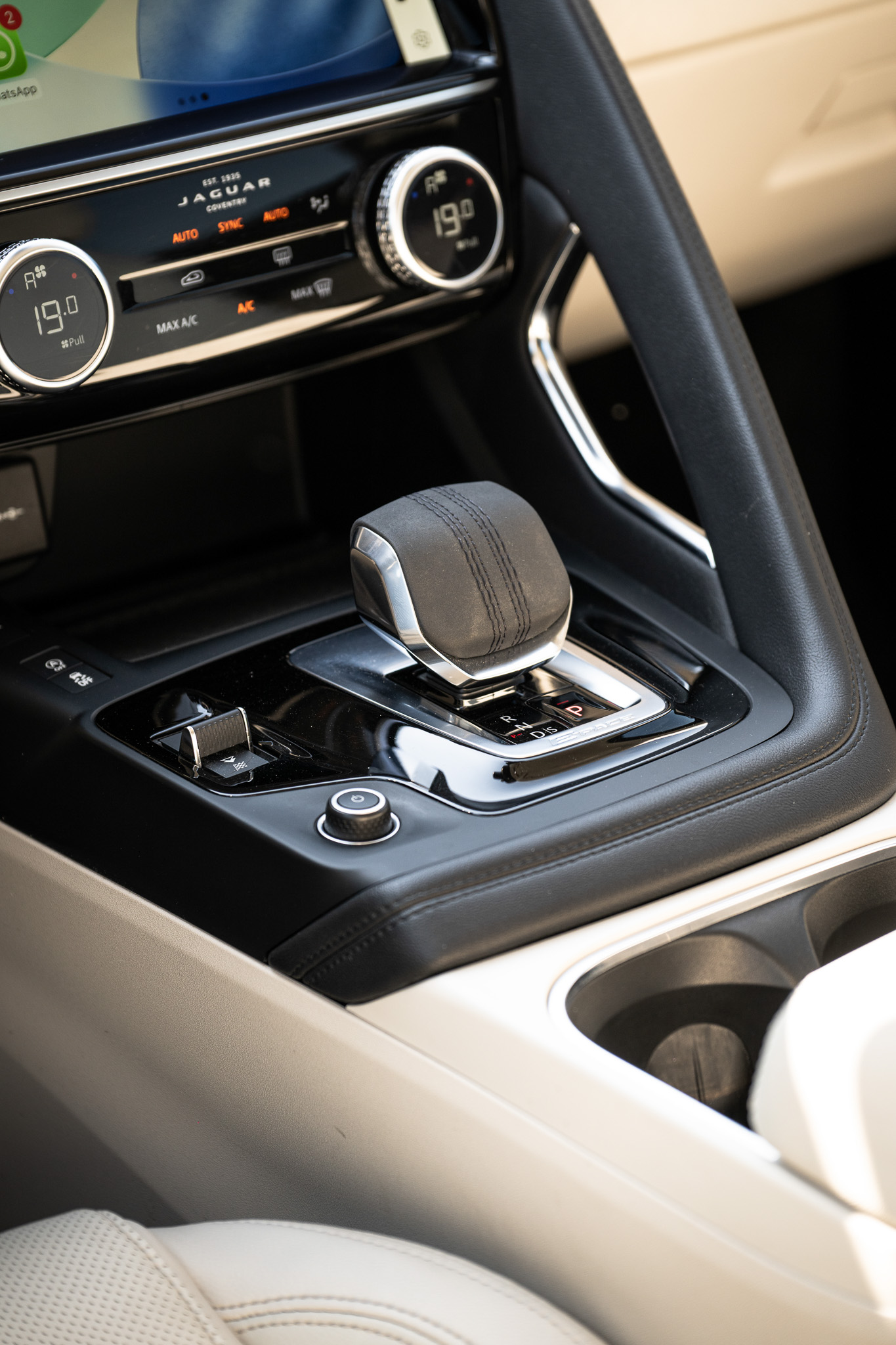 Jaguar E-Pace P200 Flexfuel SE AWD