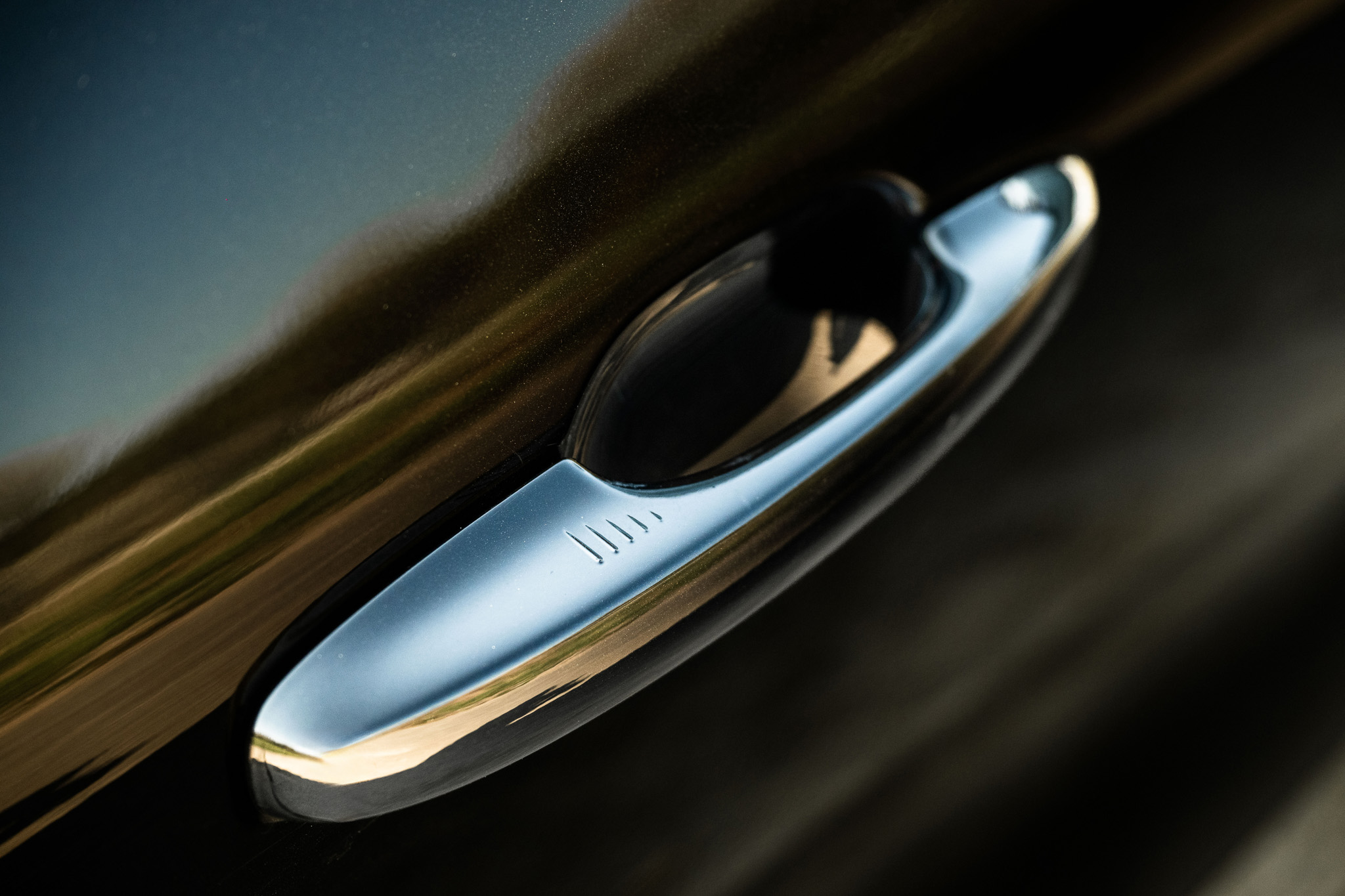 FORD KUGA 2.5 HYBRID FLEXIFUEL Titanium