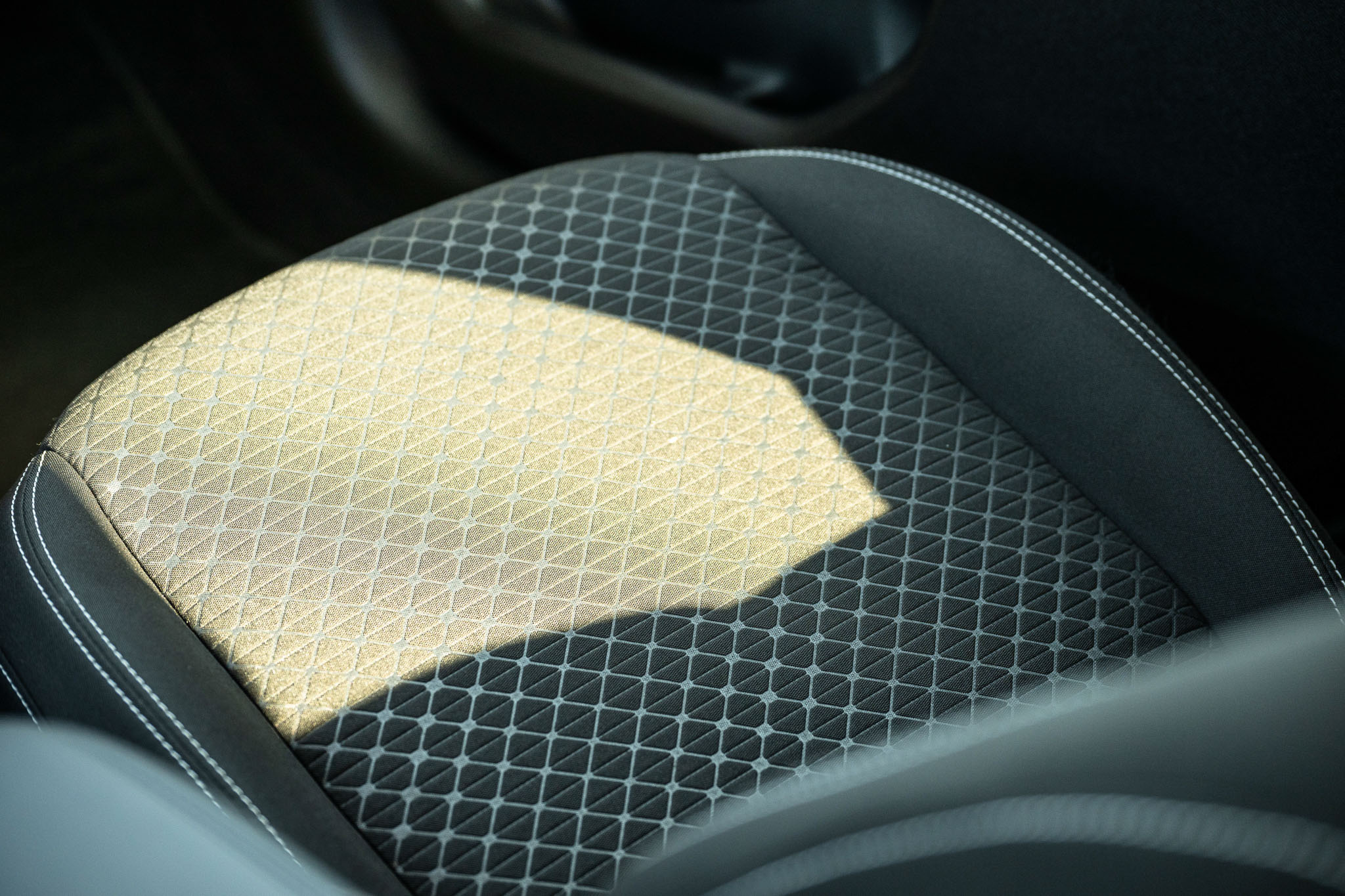 FORD KUGA 2.5 HYBRID FLEXIFUEL Titanium