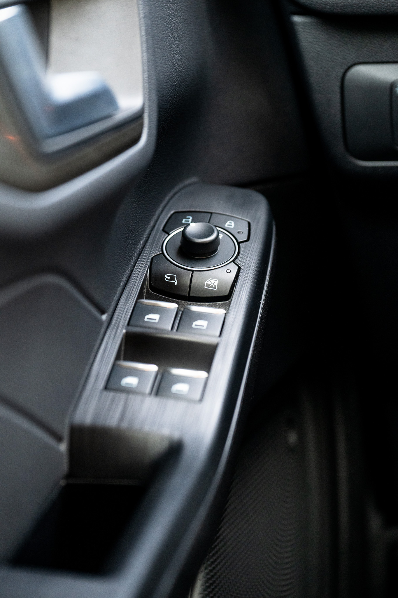 FORD KUGA 2.5 HYBRID FLEXIFUEL Titanium