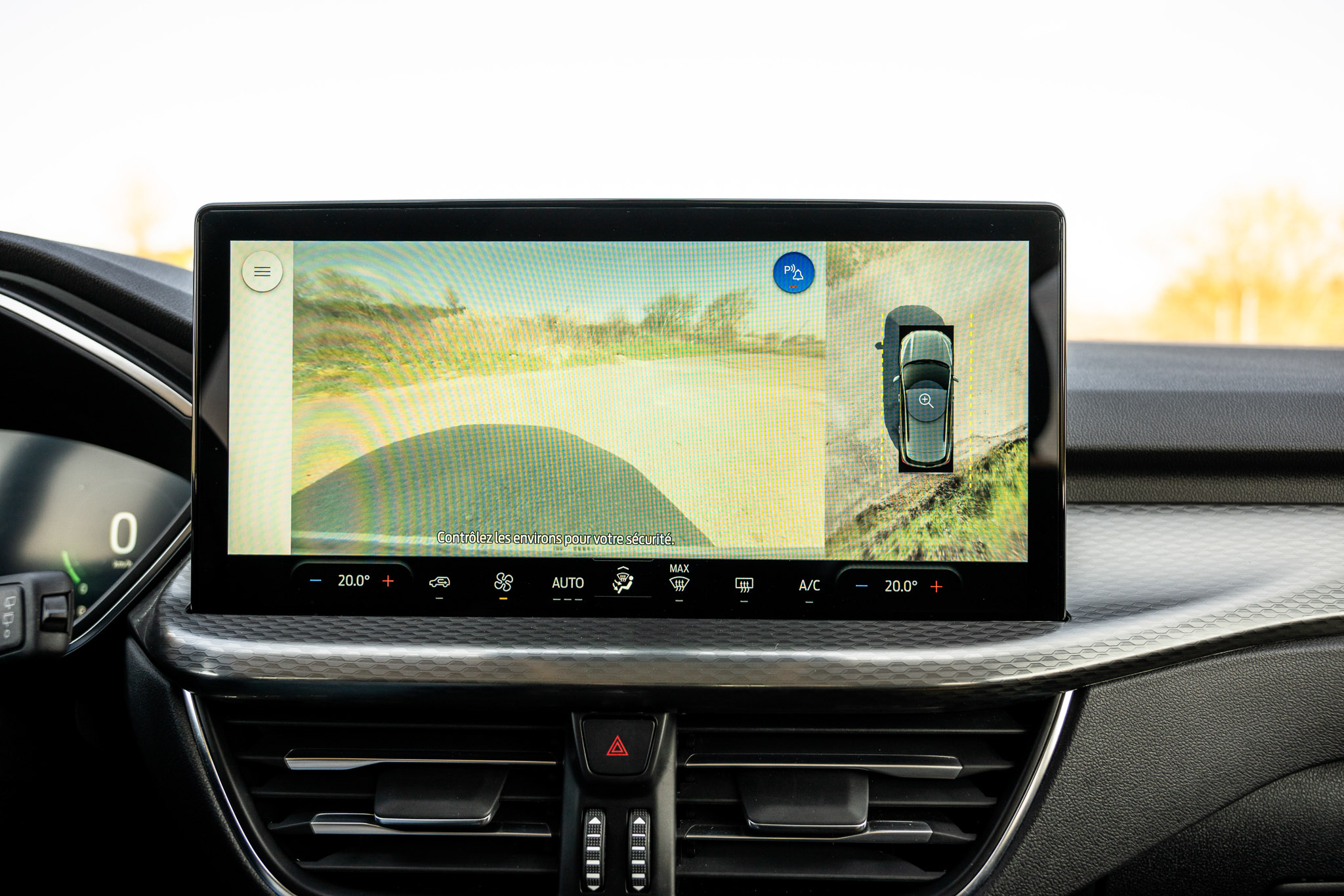 FORD KUGA 2.5 HYBRID FLEXIFUEL Titanium