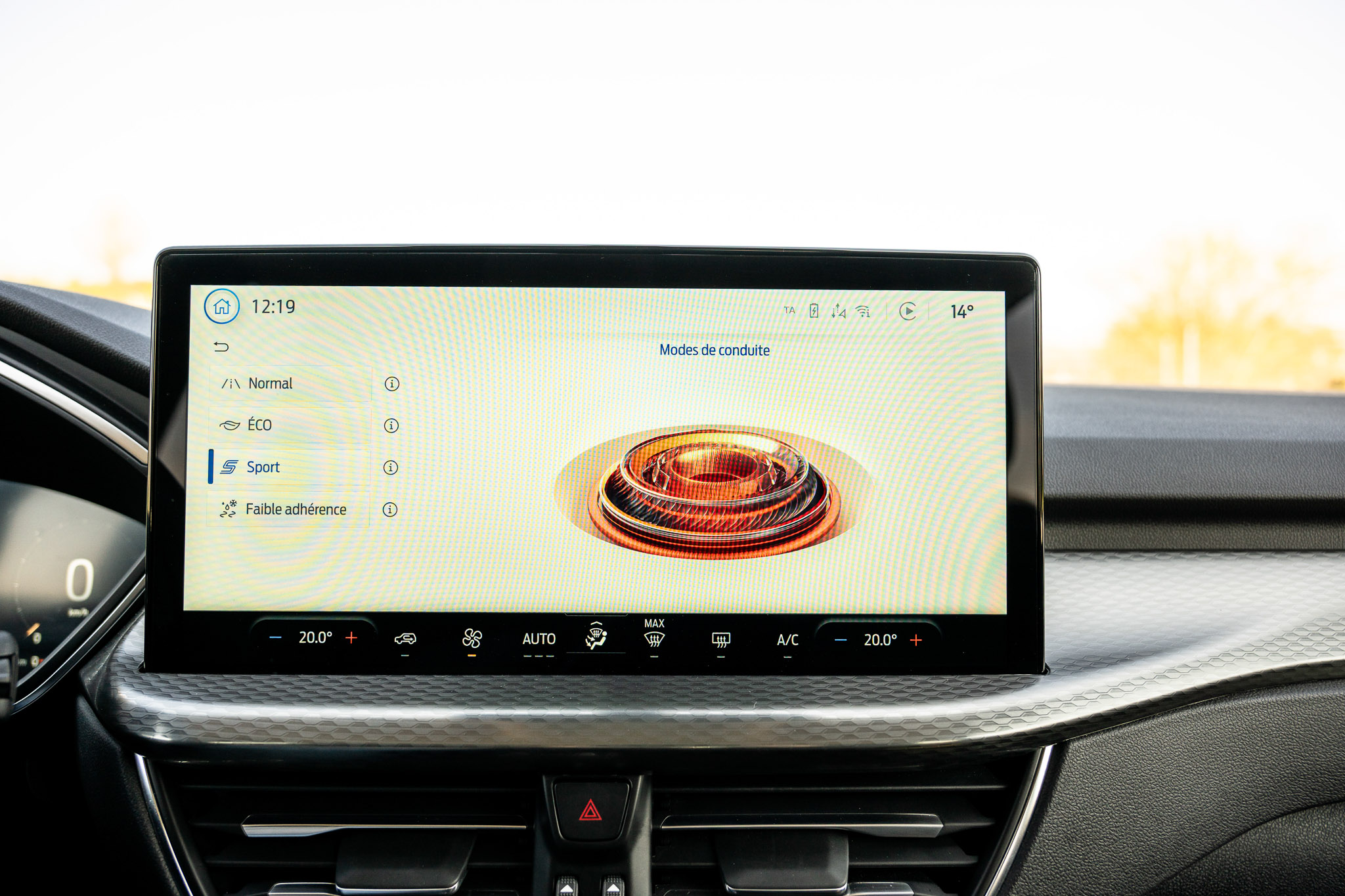 FORD KUGA 2.5 HYBRID FLEXIFUEL Titanium