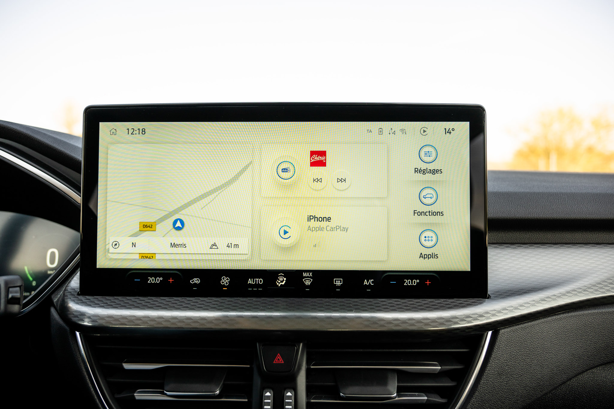 FORD KUGA 2.5 HYBRID FLEXIFUEL Titanium