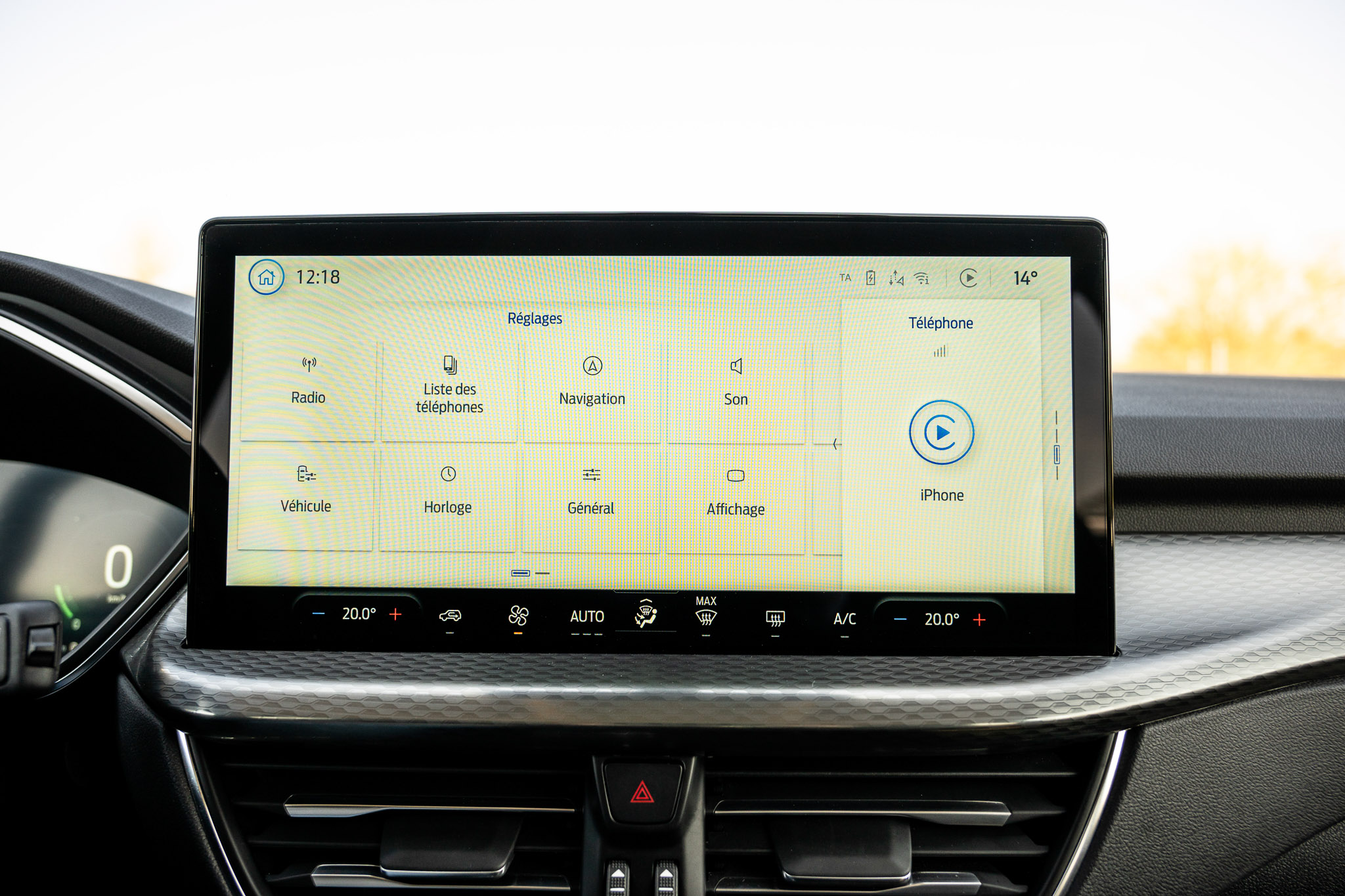 FORD KUGA 2.5 HYBRID FLEXIFUEL Titanium