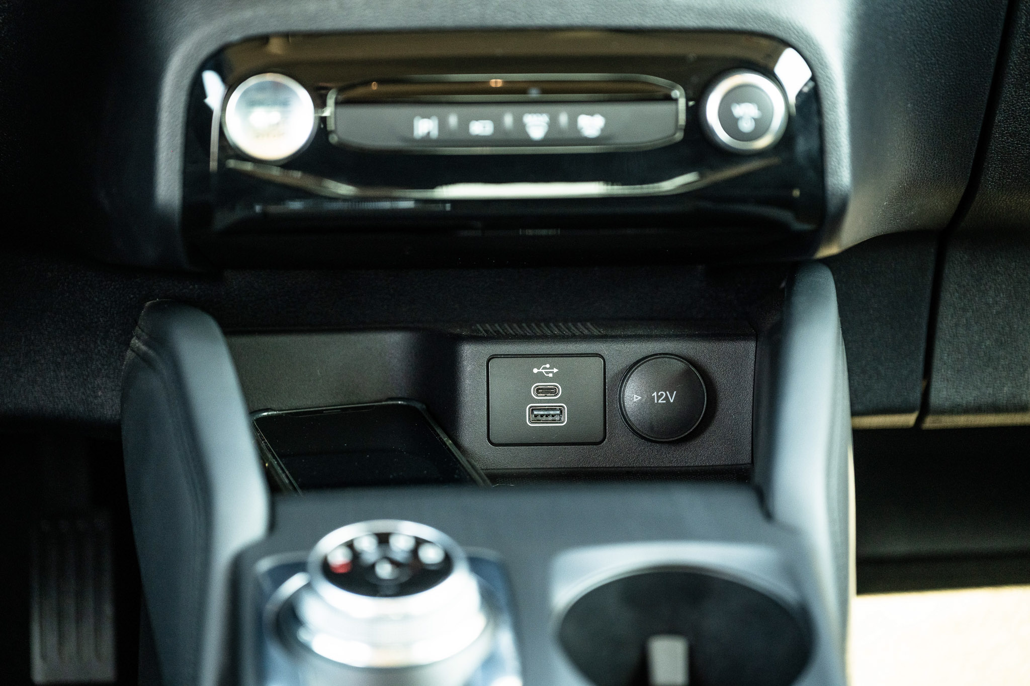 FORD KUGA 2.5 HYBRID FLEXIFUEL Titanium